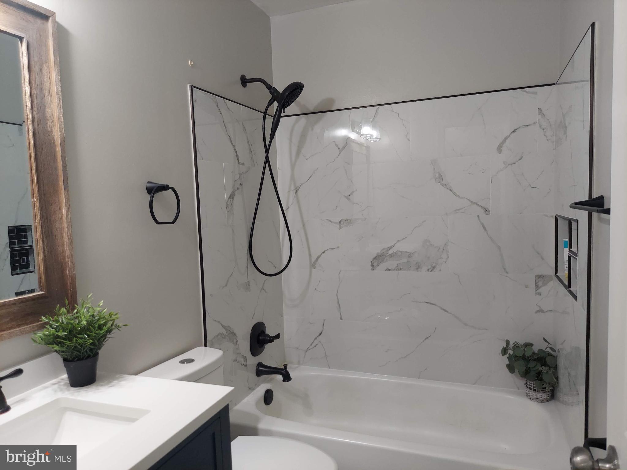 TOWNES OF ASHLEIGH - Residential