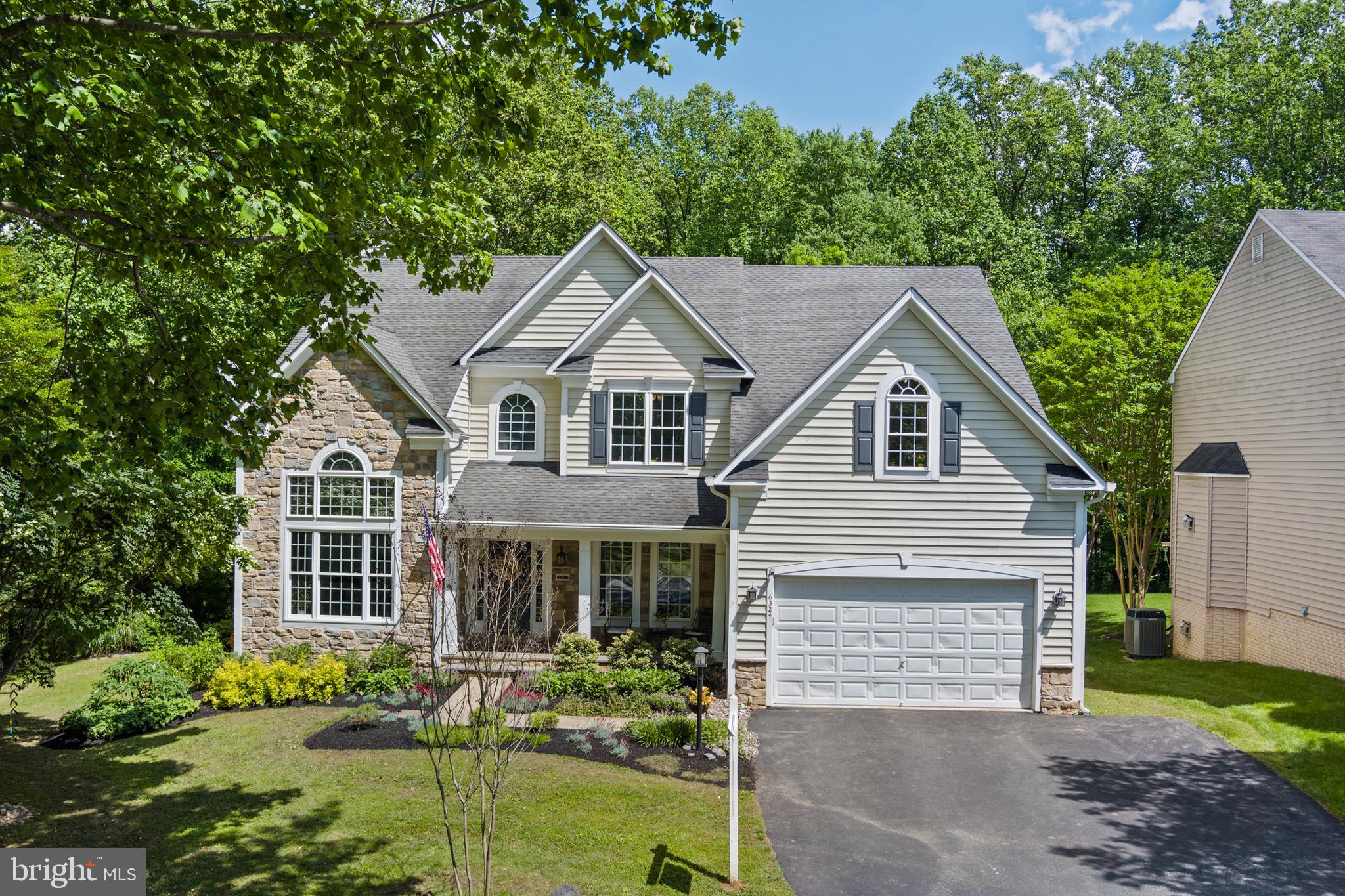 6324 SUMMER SUNRISE DRIVE