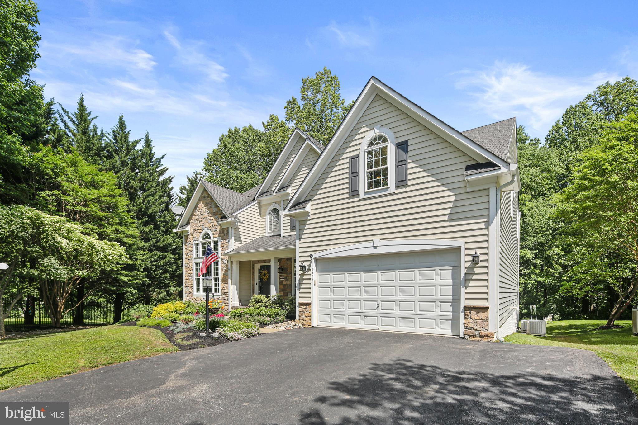 6324 SUMMER SUNRISE DRIVE