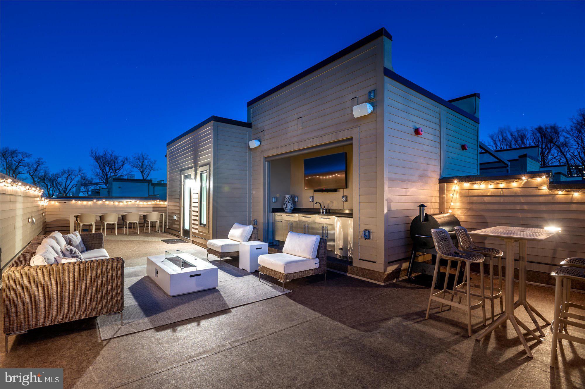 GROSVENOR HEIGHTS - Residential