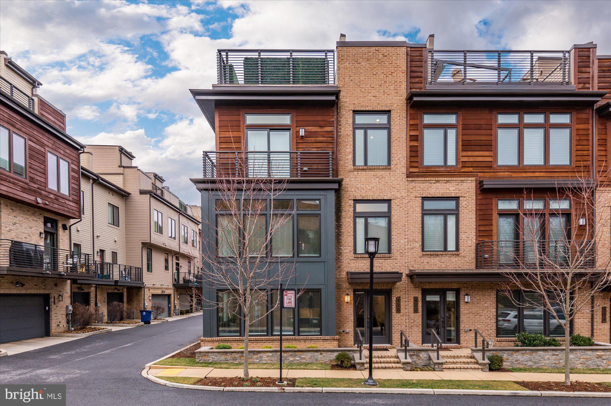 GROSVENOR HEIGHTS - Residential