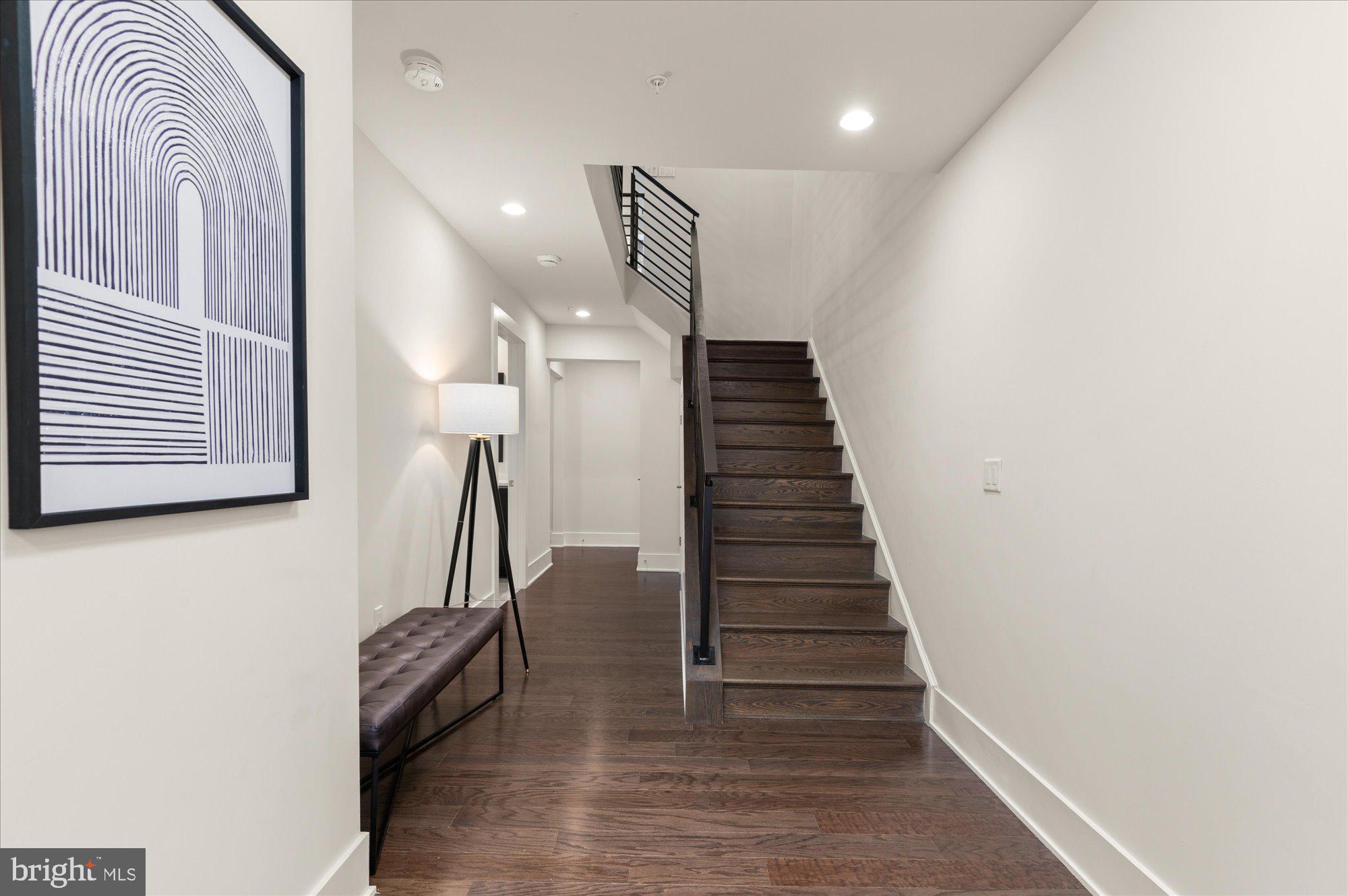 GROSVENOR HEIGHTS - Residential