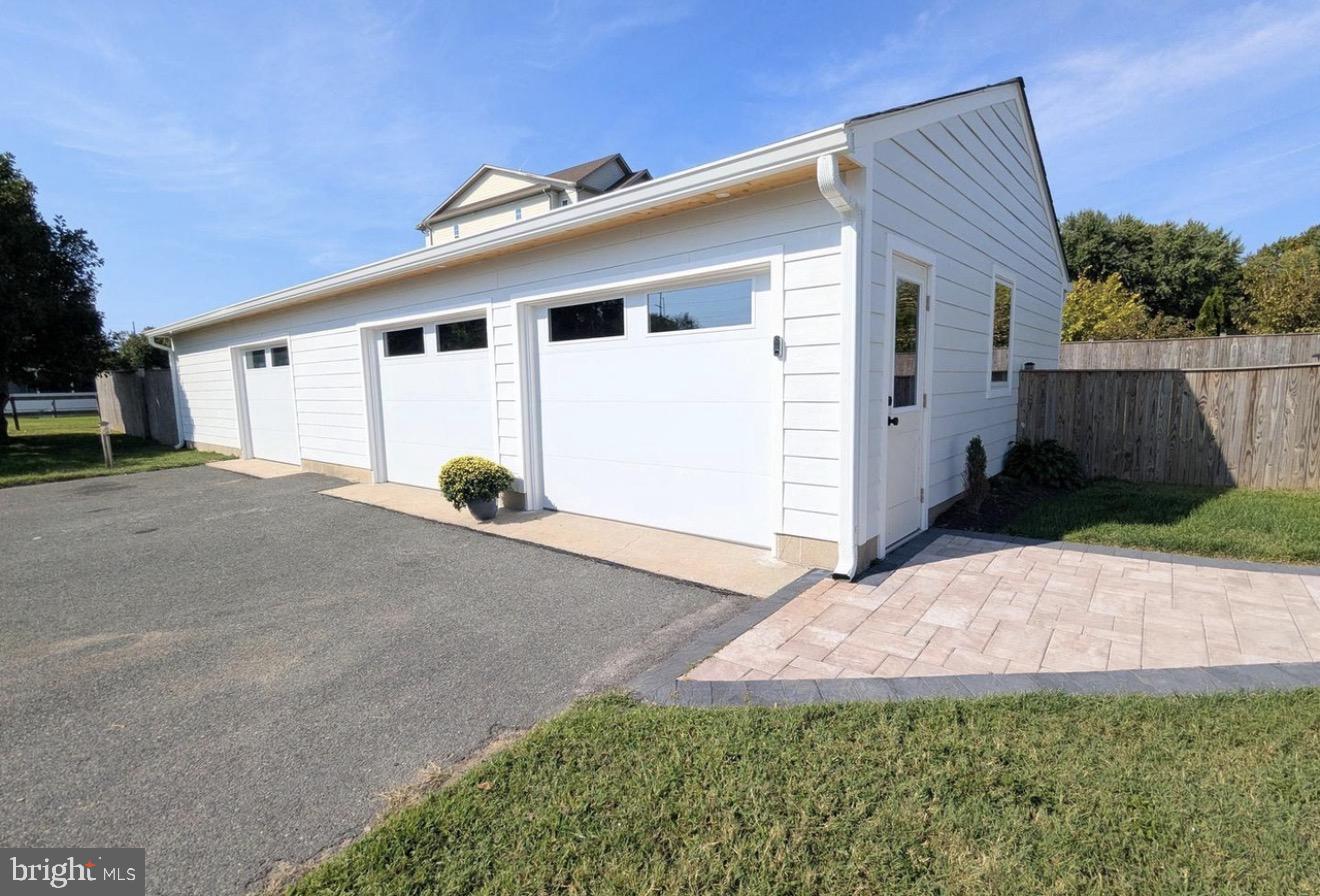 STEVENSVILLE - Residential Lease