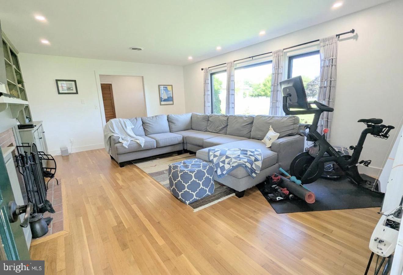 STEVENSVILLE - Residential Lease