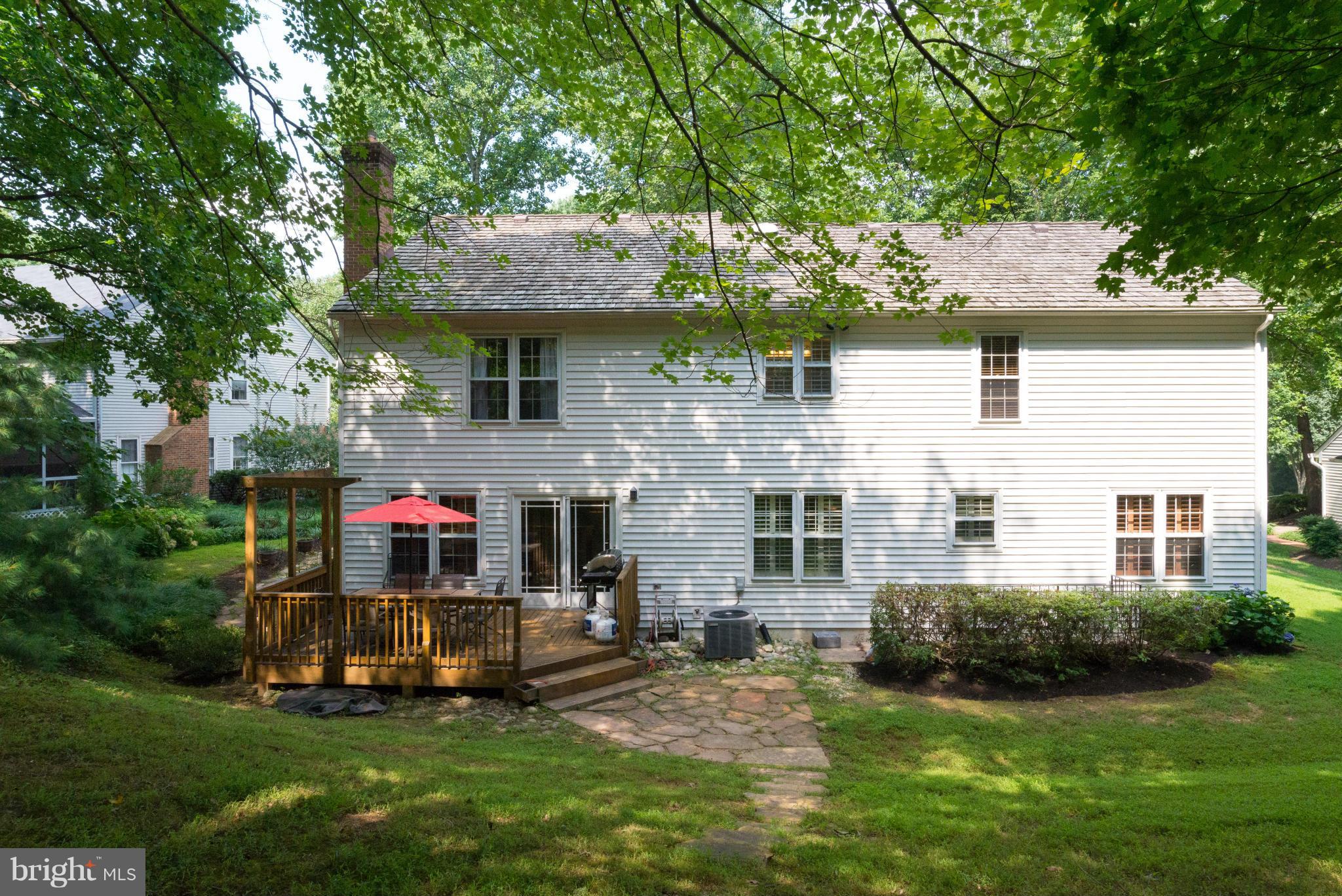 RESTON - Residential