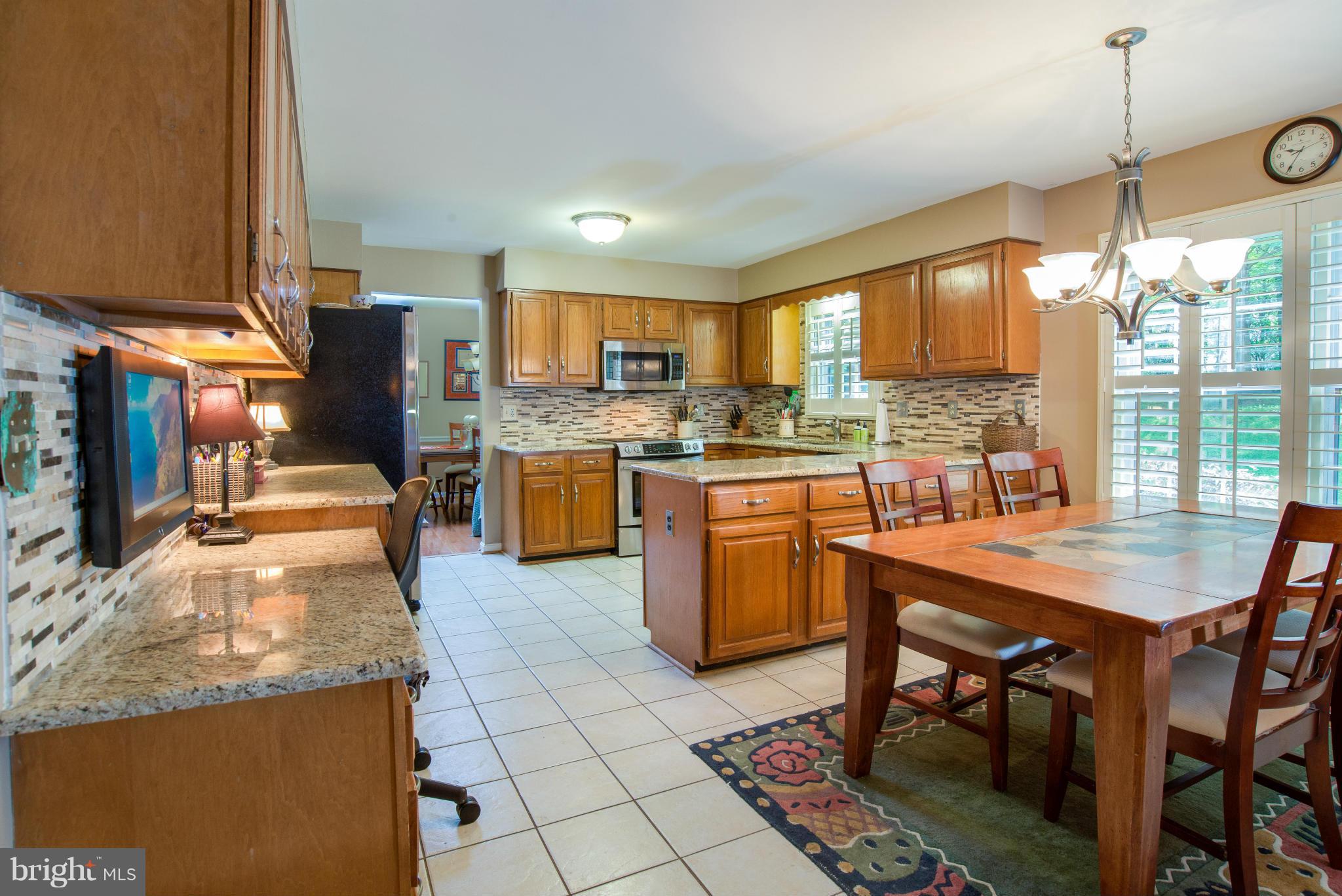 RESTON - Residential