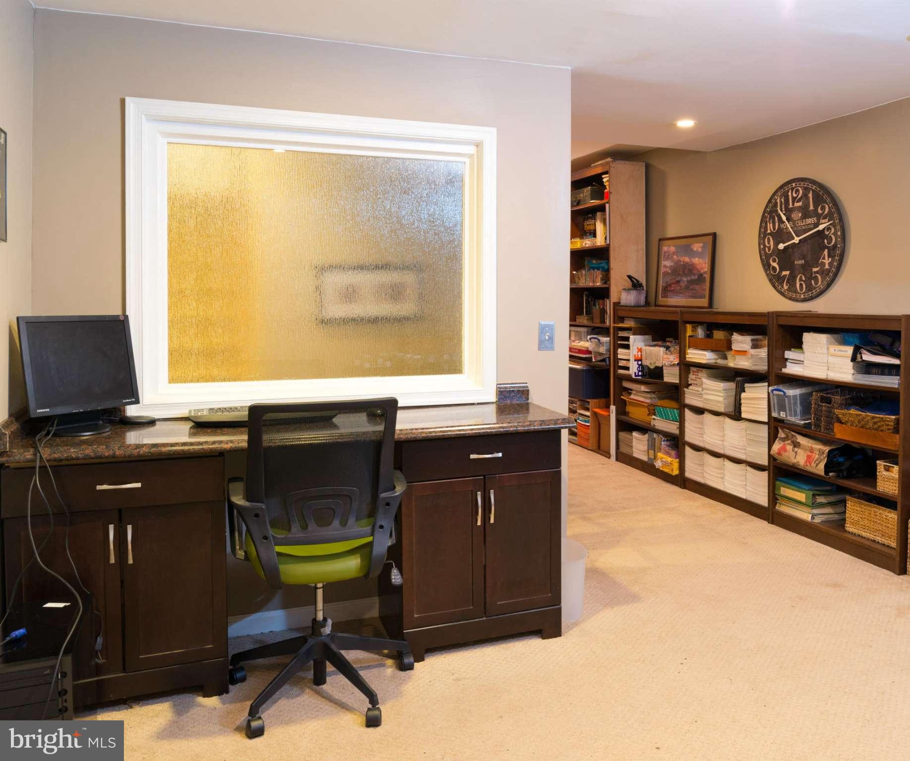 RESTON - Residential