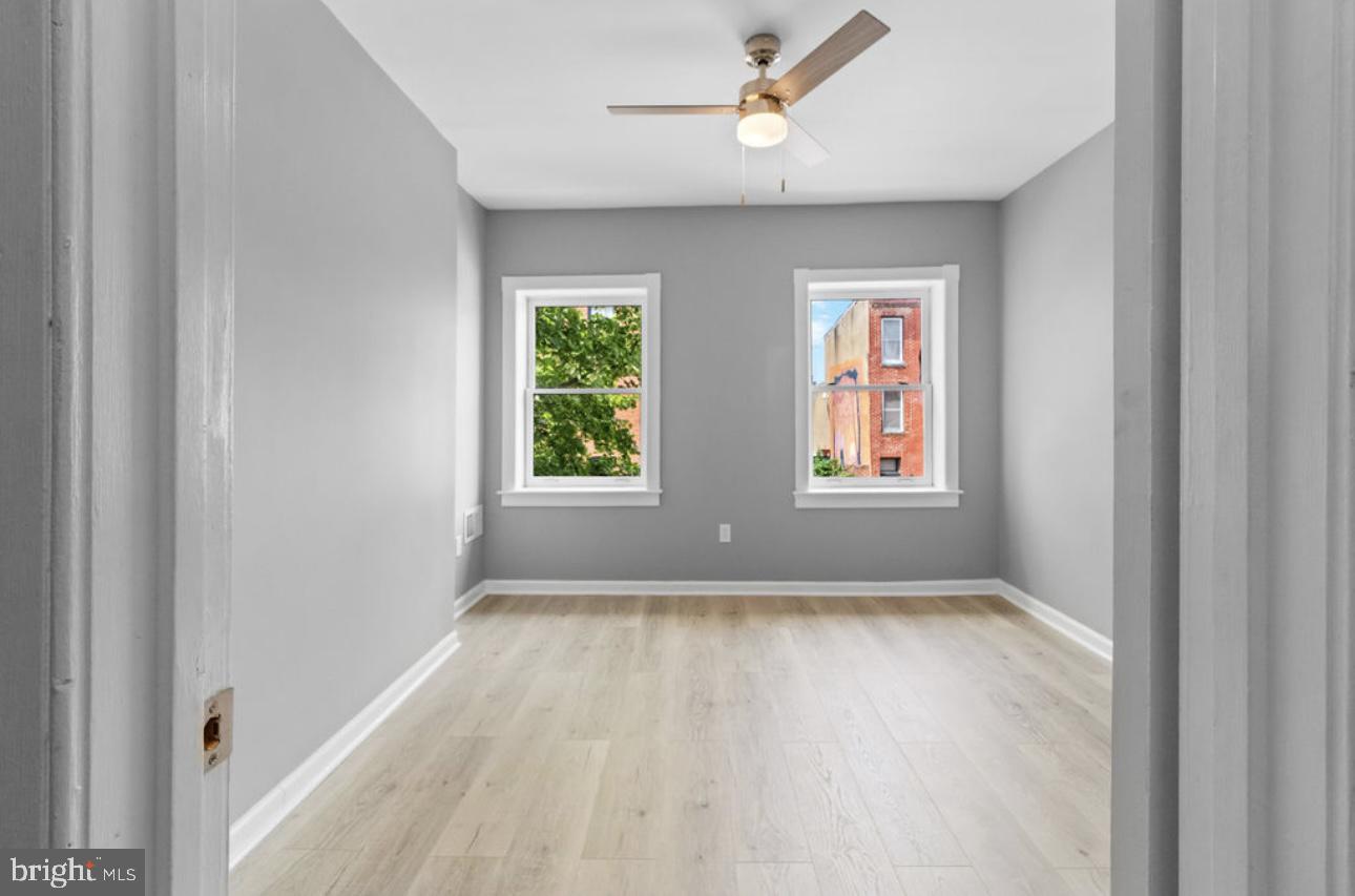 HOLLINS MARKET - Residential Lease