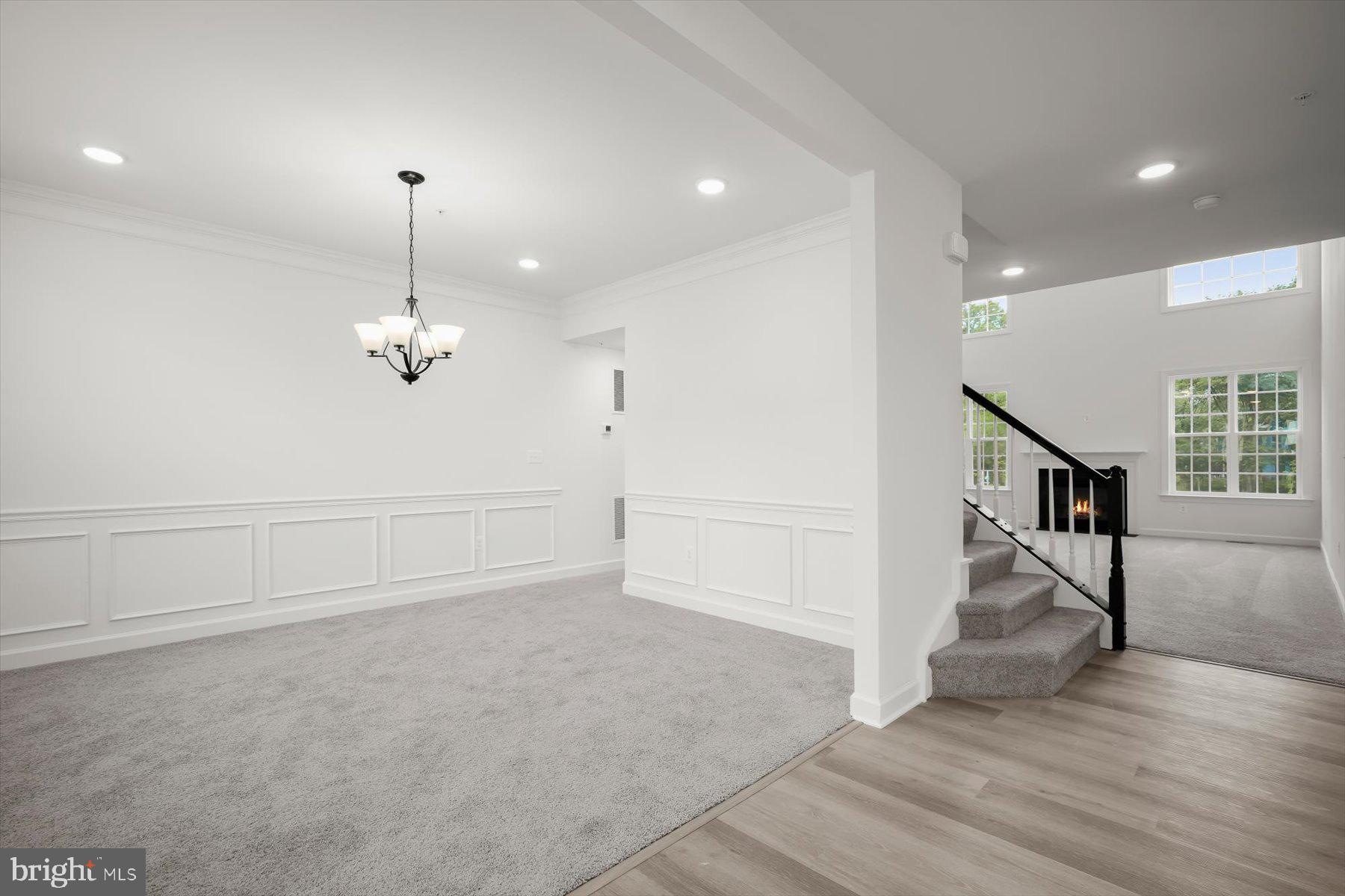 6801 FOUNTAIN PARK DRIVE