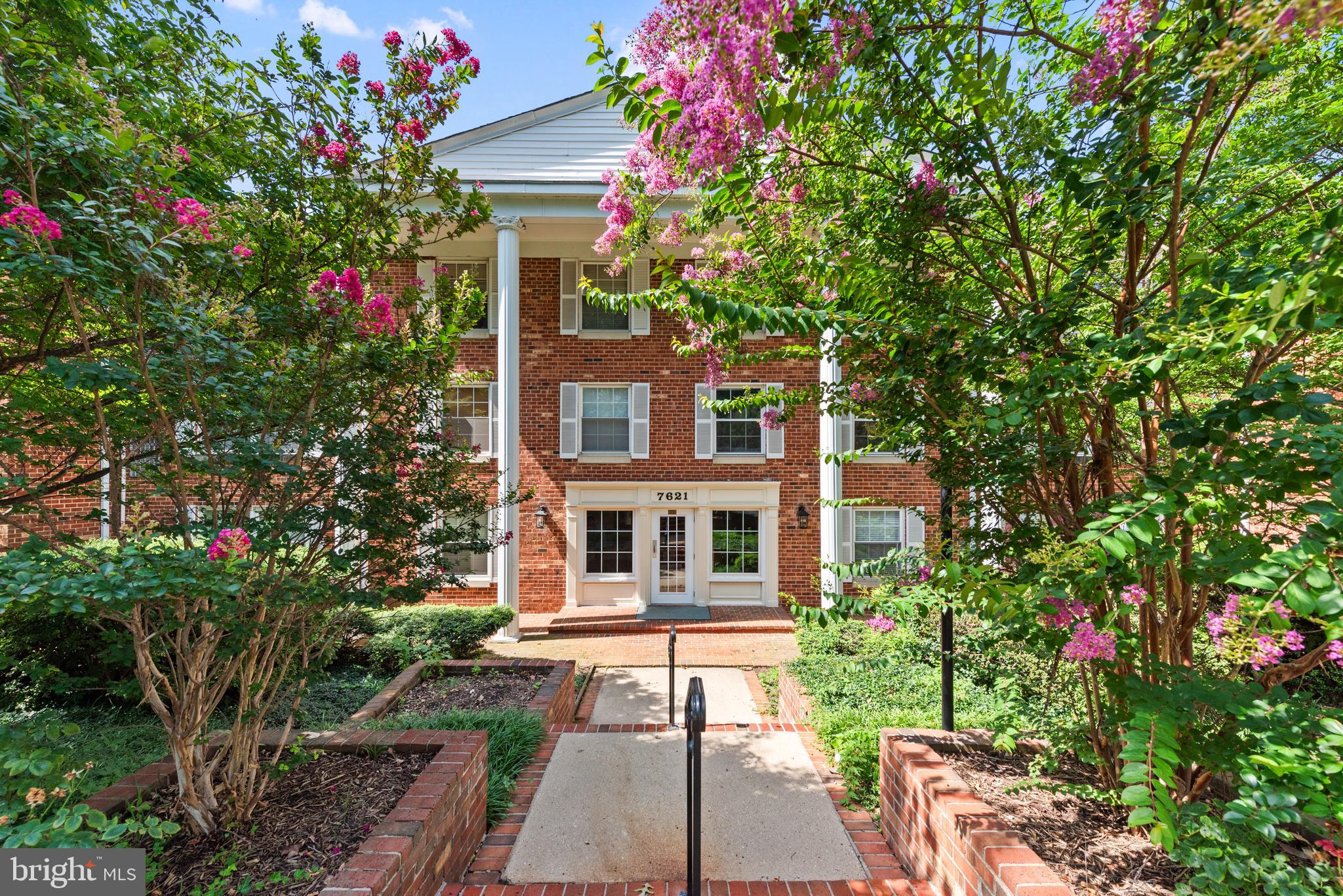 Step into this beautifully updated 2-bedroom, 2-bath corner unit in The Colonies of McLean, a serene gated community minutes from Tysons Corner. This spacious home features an open layout with large windows and engineered hardwood floors throughout, filling the space with natural light.
The renovated kitchen includes a built-in microwave, a newer dishwasher, and ample cabinetry and counter space. The primary suite features mirrored closet doors and a private en-suite bath. Additional highlights include a brand-new in-unit washer and dryer and a recently updated HVAC system (2021).
The unit comes with one assigned garage parking space (#27), and additional vehicles can be registered for parking tags. Verizon Fios is available. Rent includes water, sewer, trash, and full access to community amenities—tenants only pay for electricity.
The Colonies of McLean offers resort-style living with landscaped grounds, a swimming pool, tennis and basketball courts, a fitness center, clubhouse, playground, and picnic areas. Ideally located near the McLean Metro Station, Capital One Center, Tysons shopping and dining, and major routes including I-495, I-66, and the Dulles Toll Road, this home blends lifestyle and location in one of Northern Virginia’s most sought-after areas.