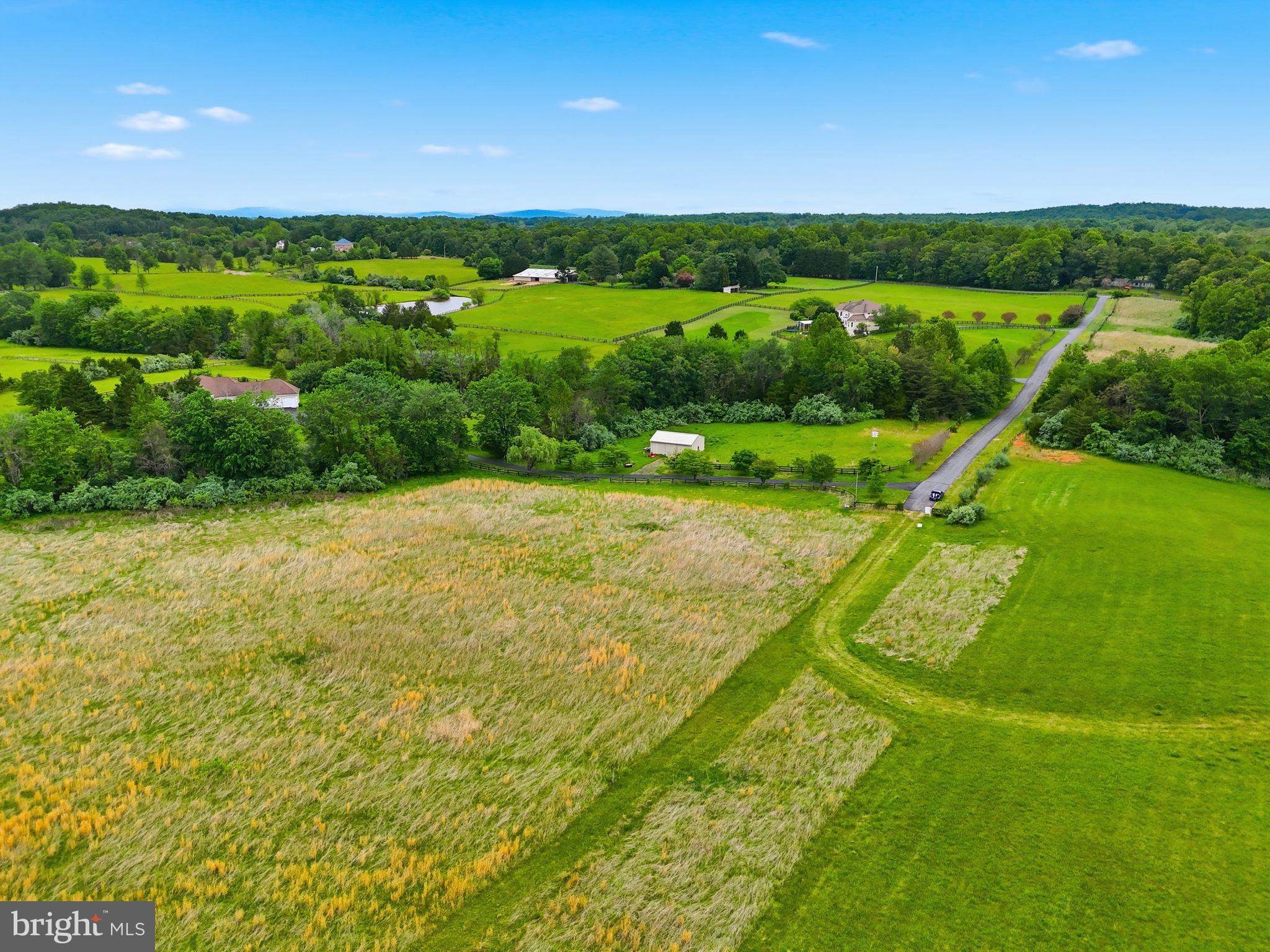 WINDEMEER FARM ESTATES - Residential