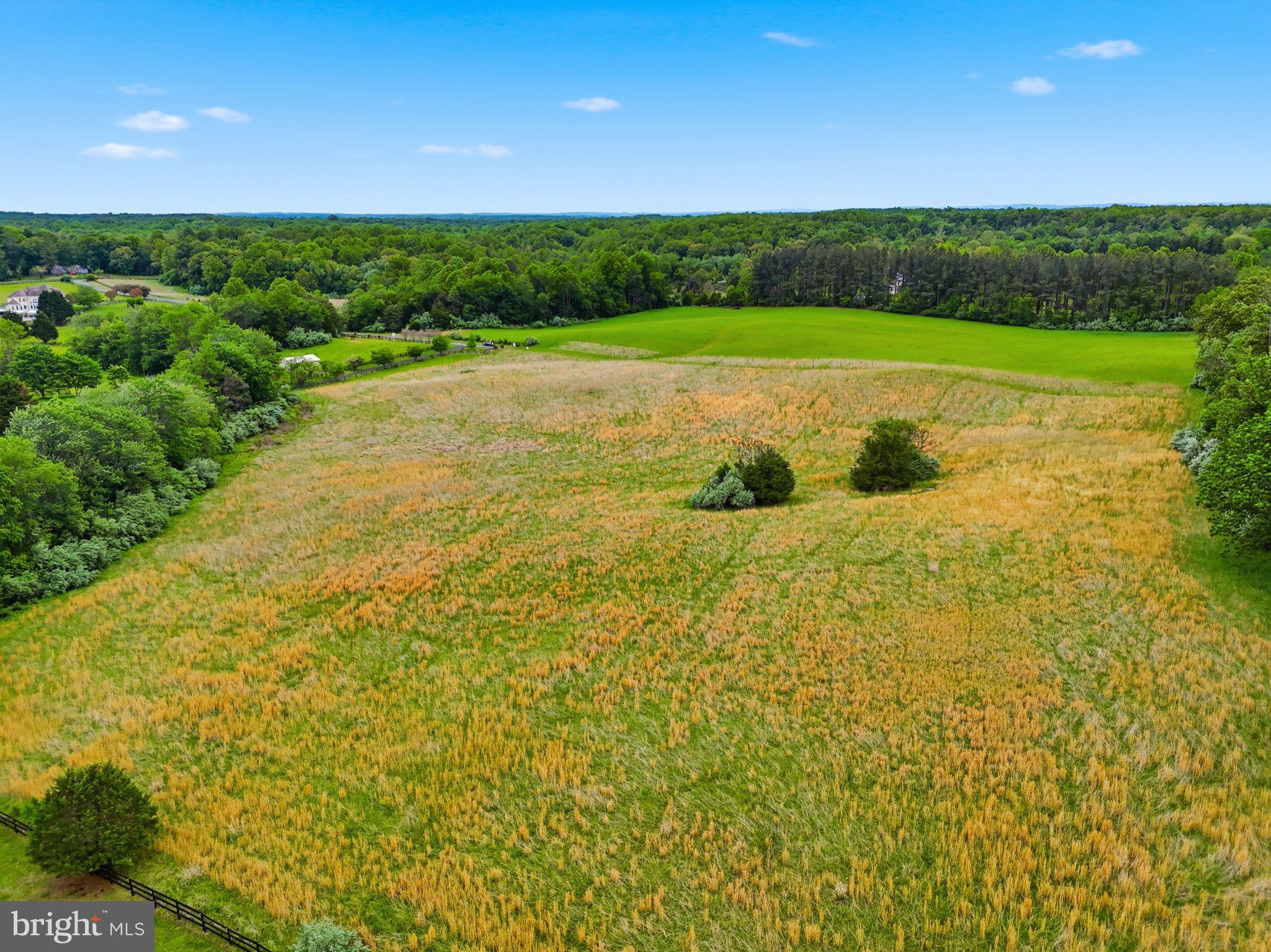 WINDEMEER FARM ESTATES - Residential
