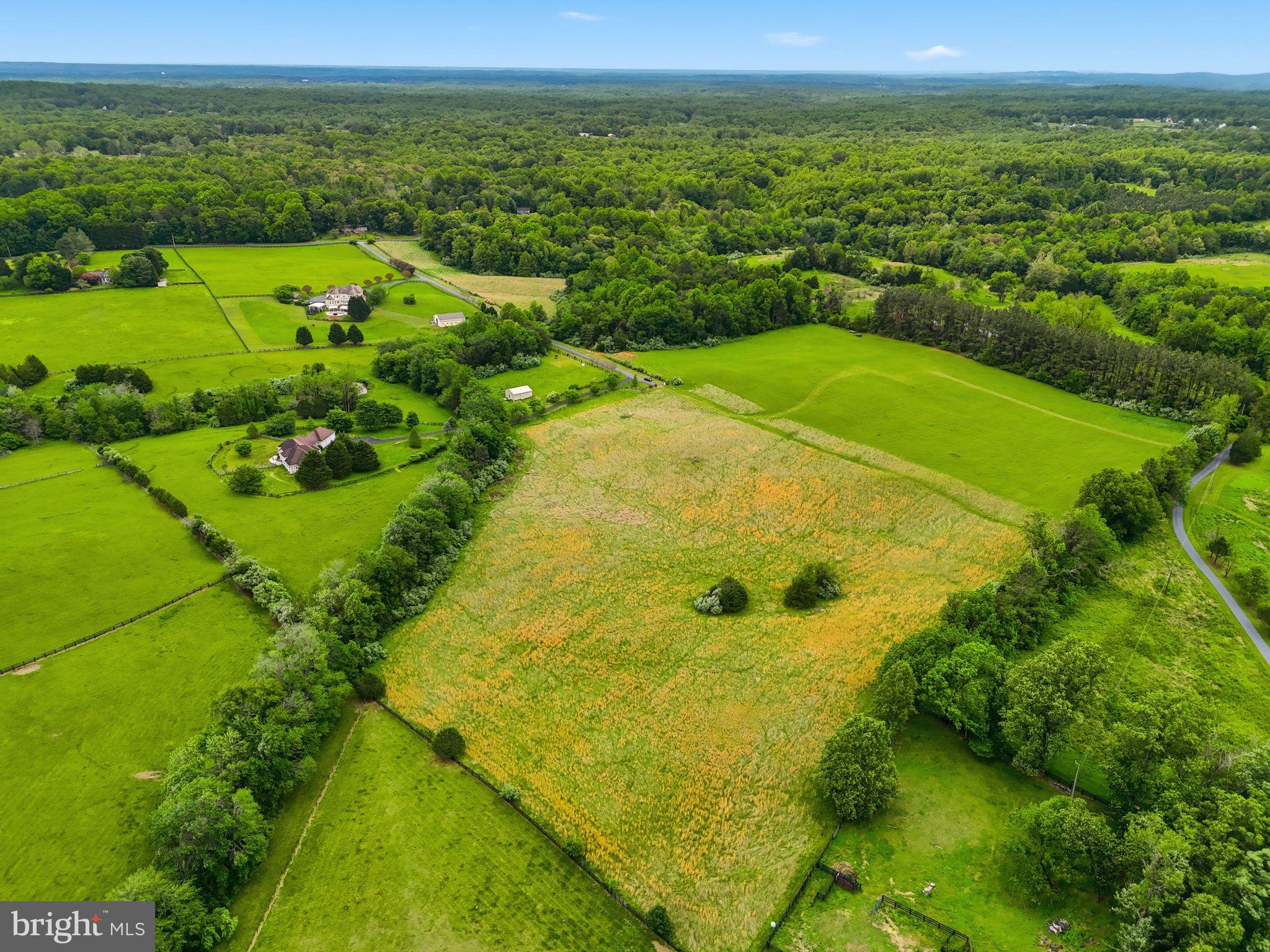 WINDEMEER FARM ESTATES - Residential