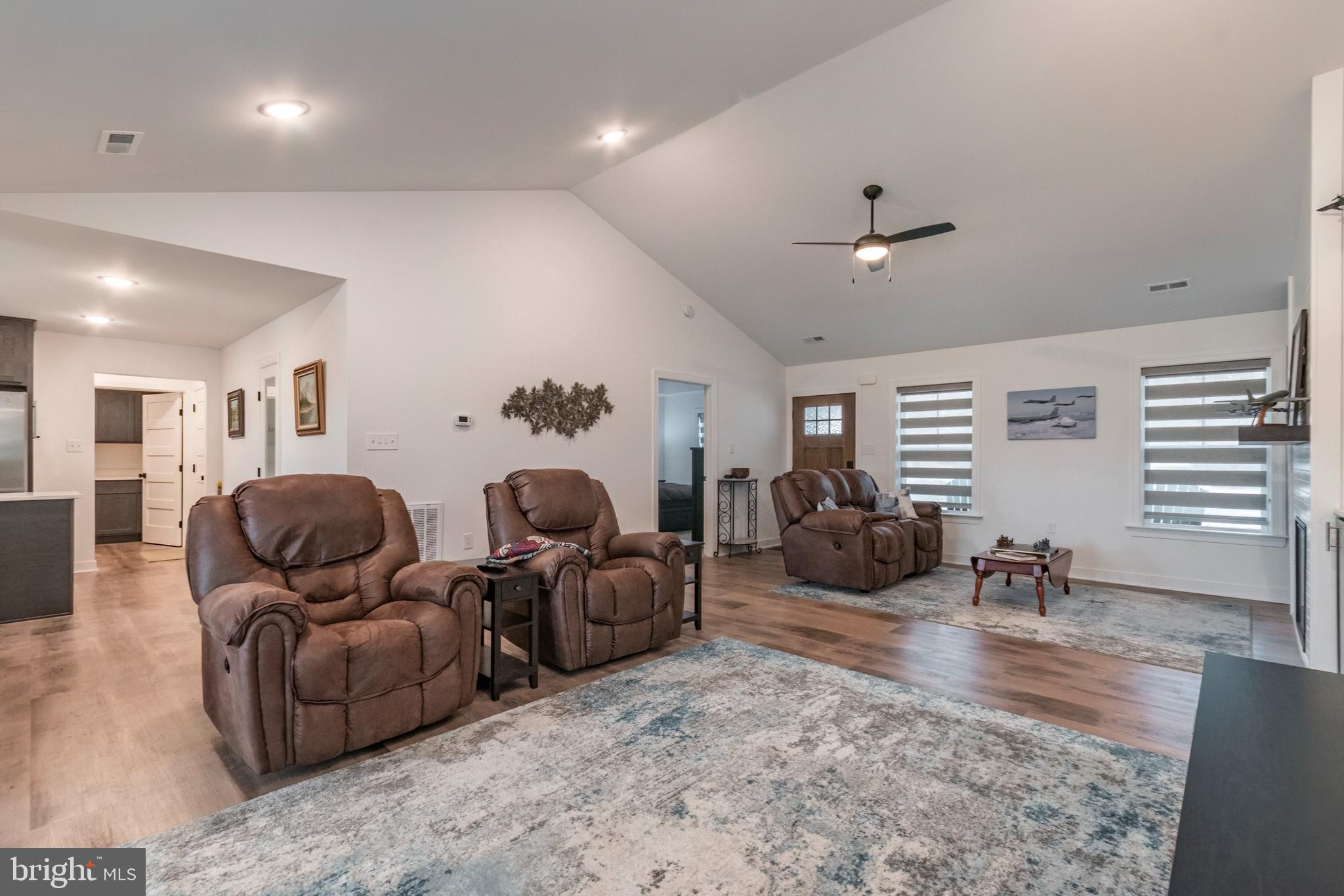 THE WOODS - Residential