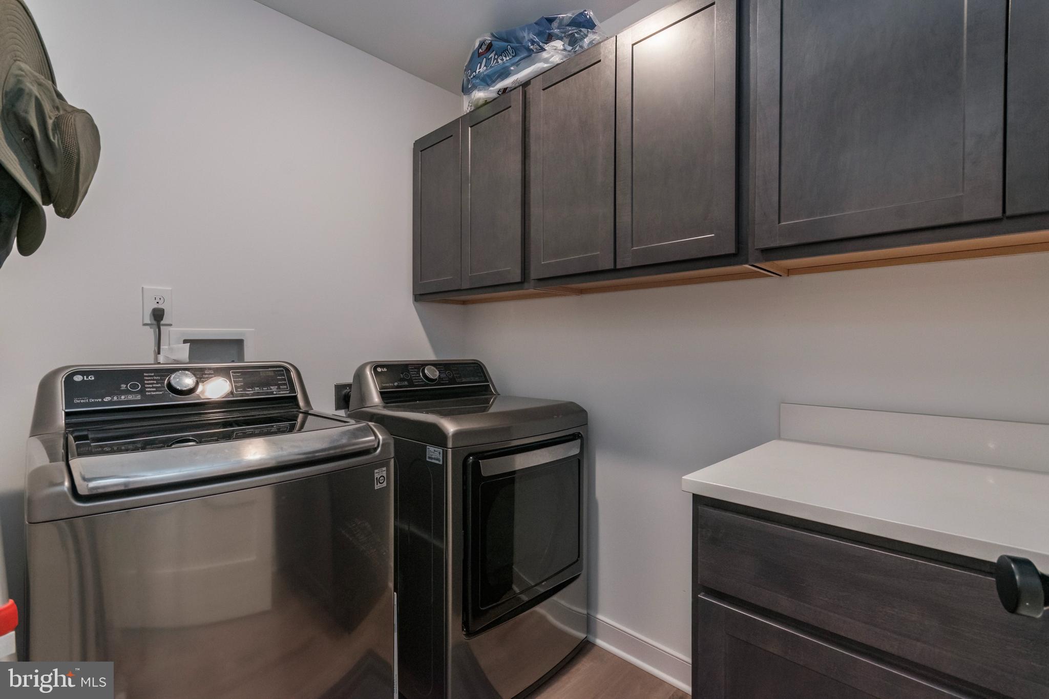 THE WOODS - Residential