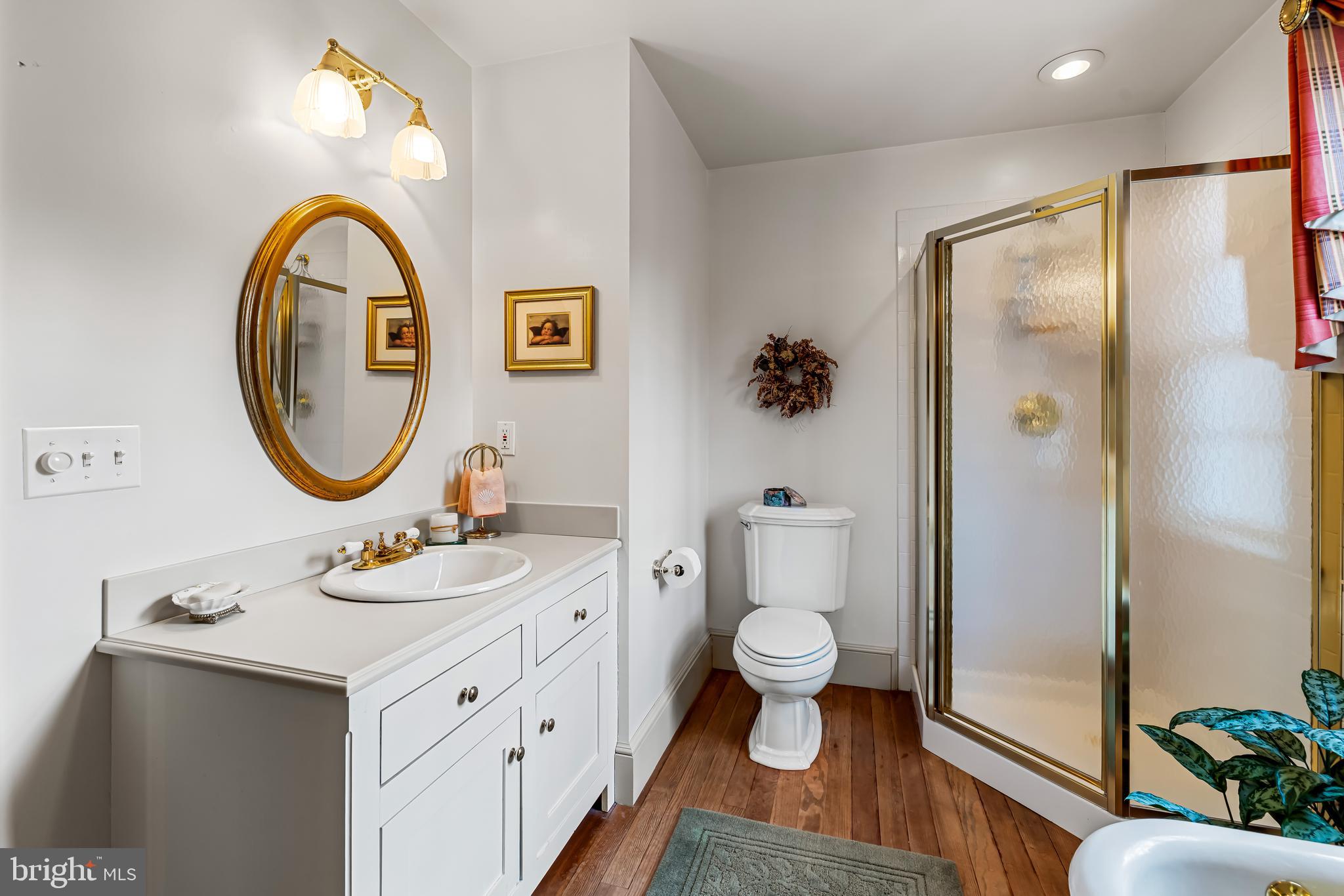 MOUNT WASHINGTON - Residential