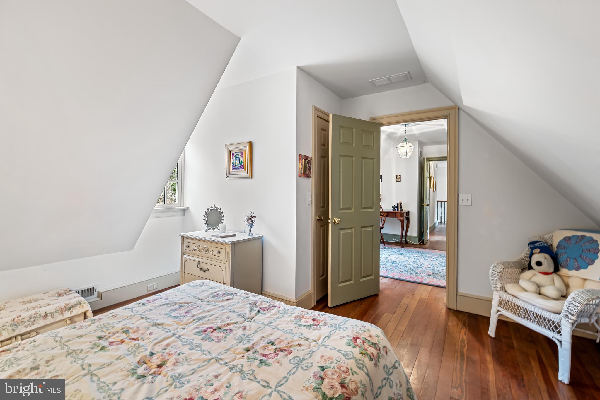 MOUNT WASHINGTON - Residential