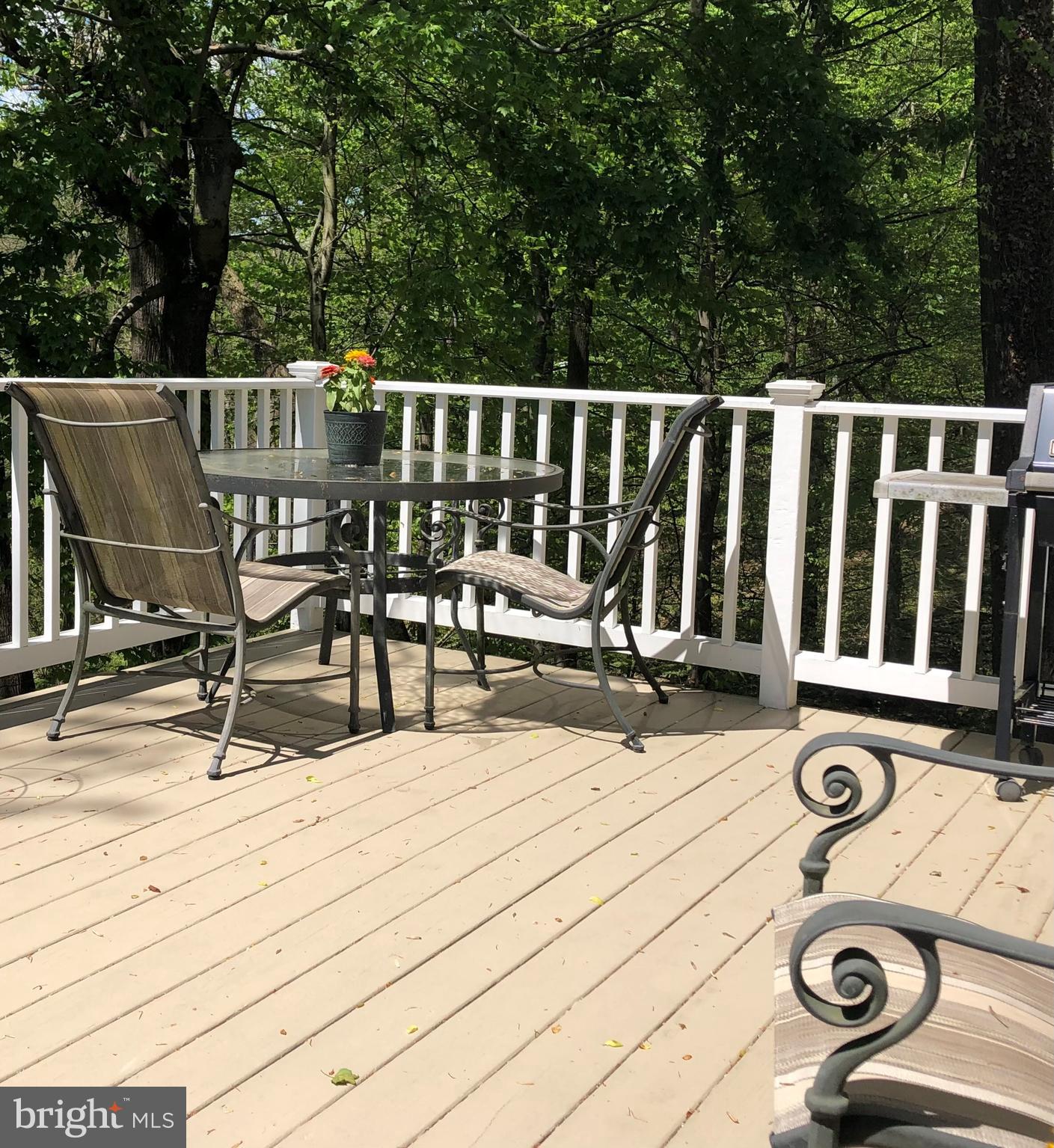 MOUNT WASHINGTON - Residential