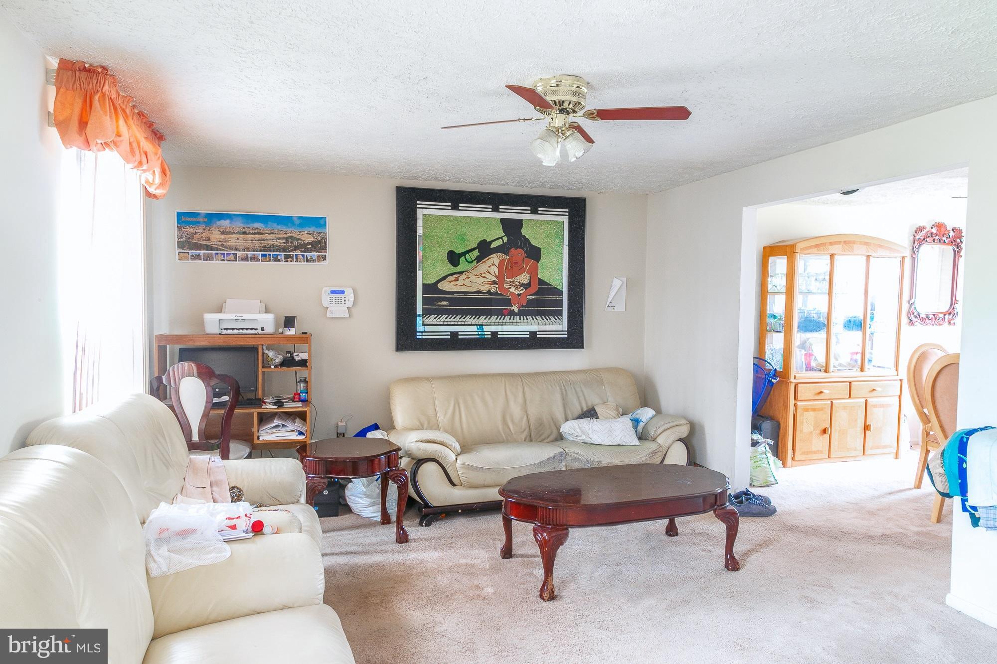 RAMBLEWOOD - Residential