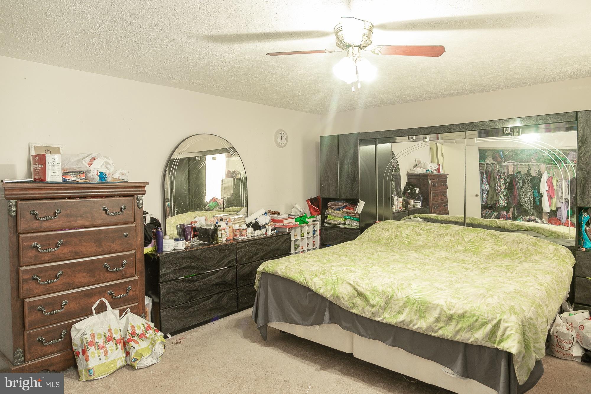 RAMBLEWOOD - Residential