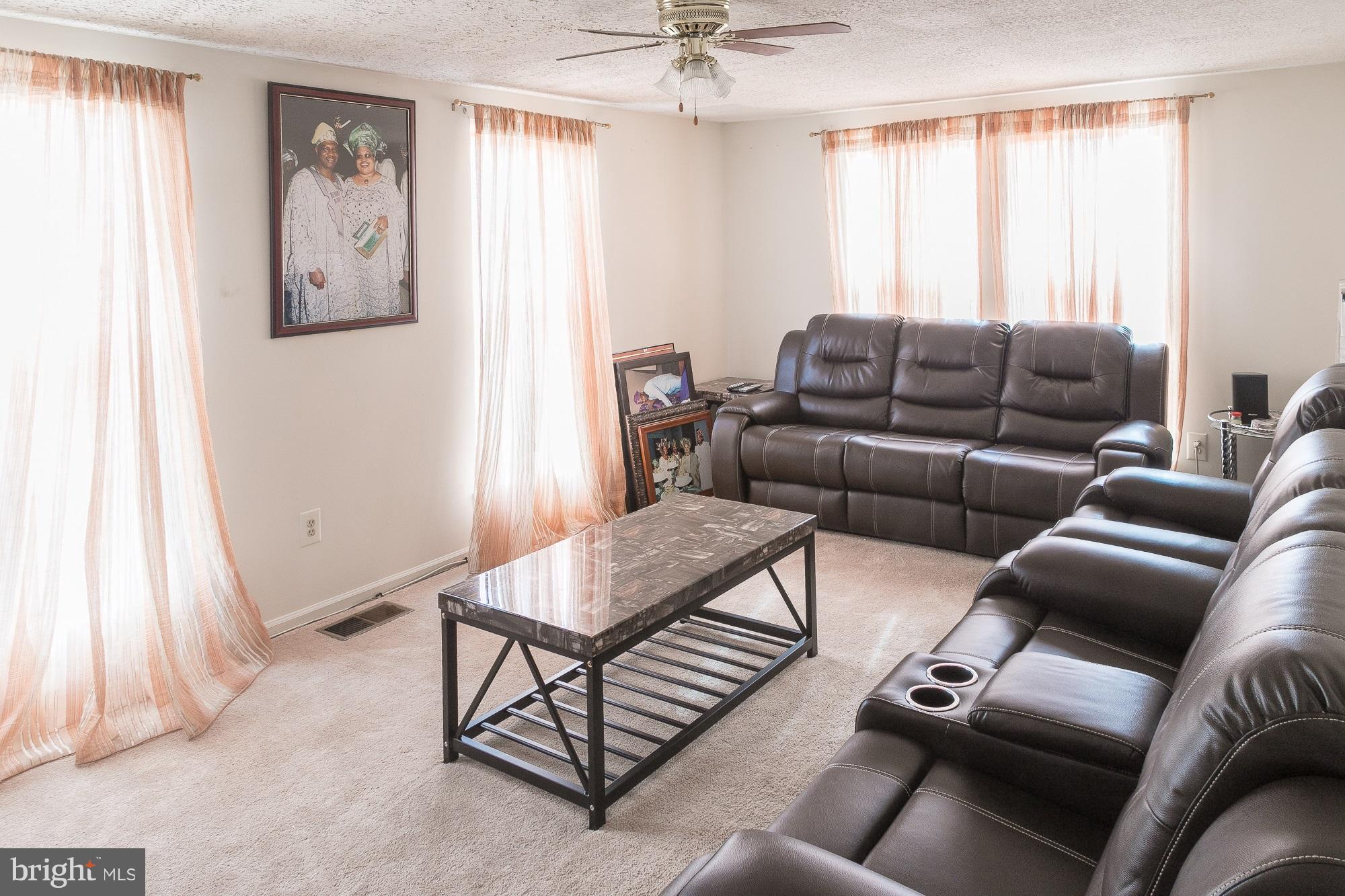 RAMBLEWOOD - Residential