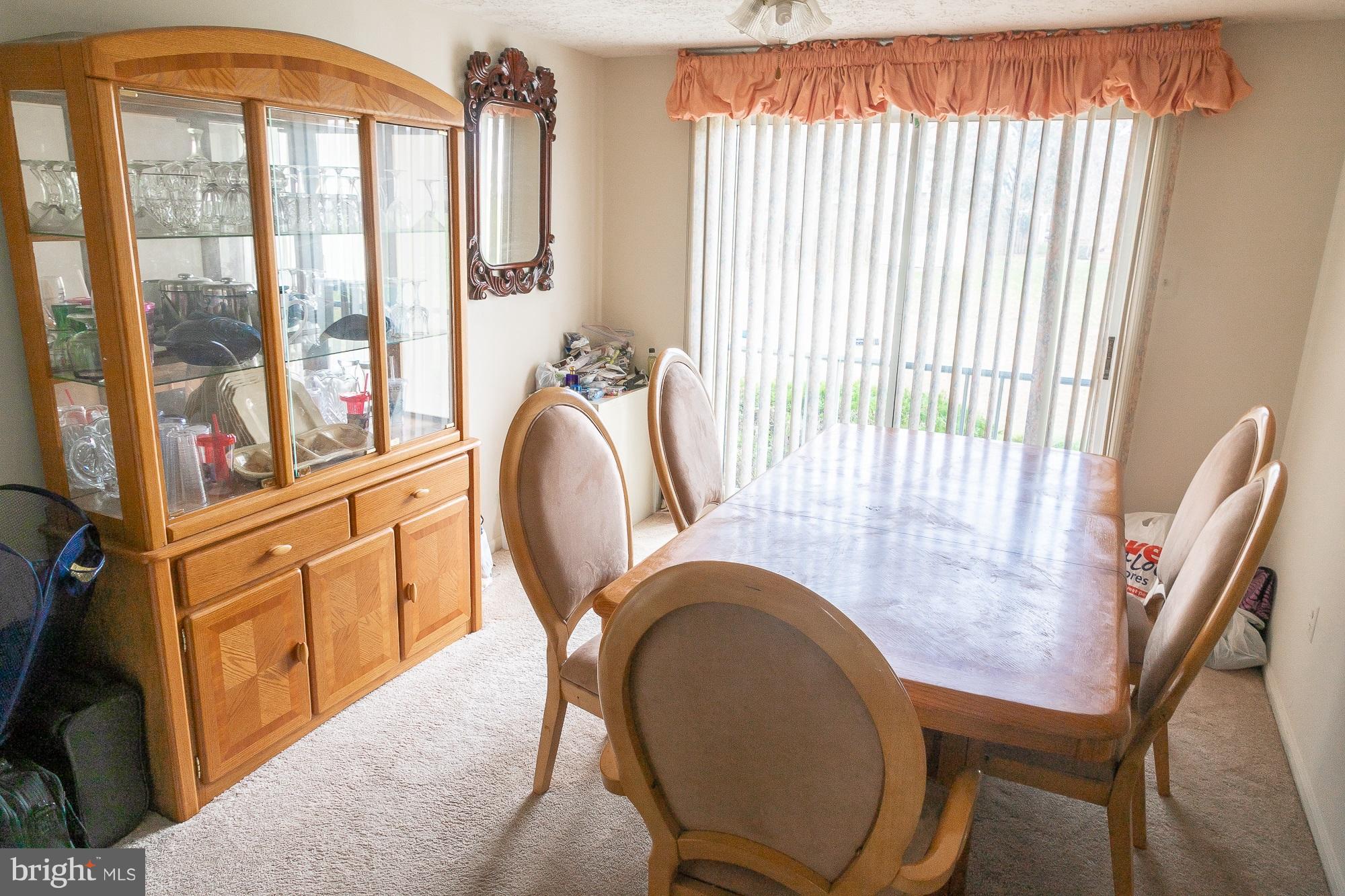 RAMBLEWOOD - Residential