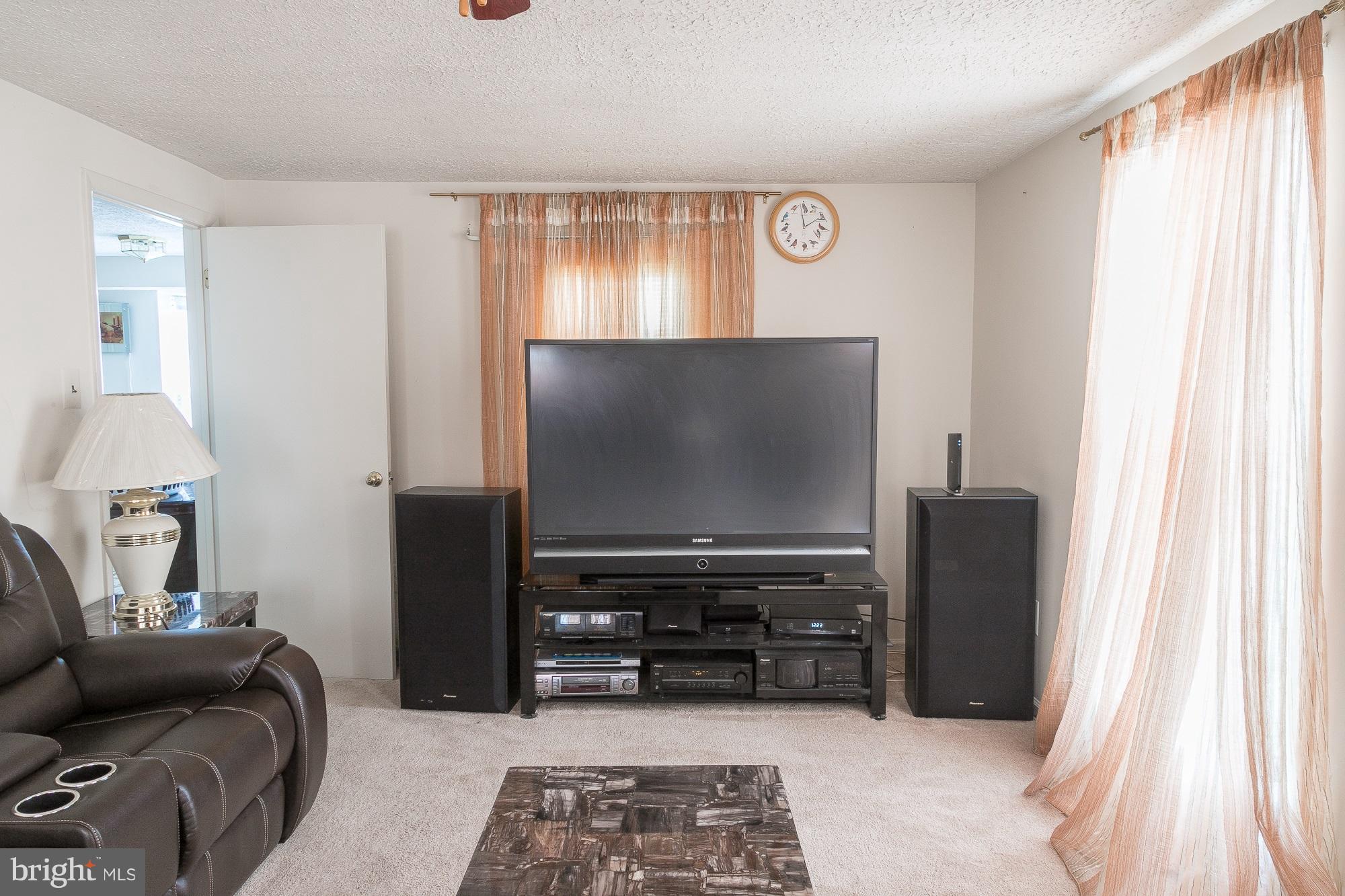 RAMBLEWOOD - Residential