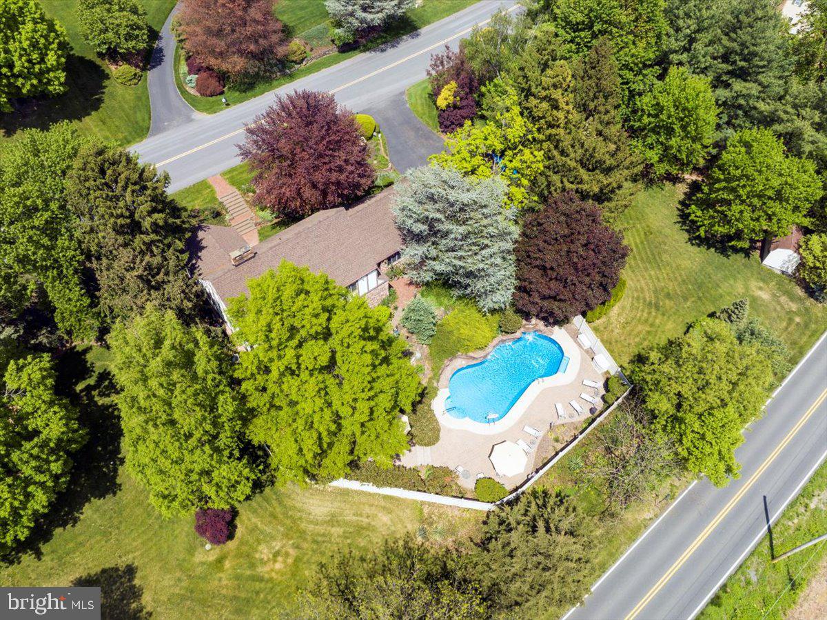 KNOLLWOOD - Residential