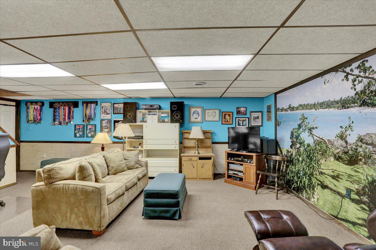 KNOLLWOOD - Residential