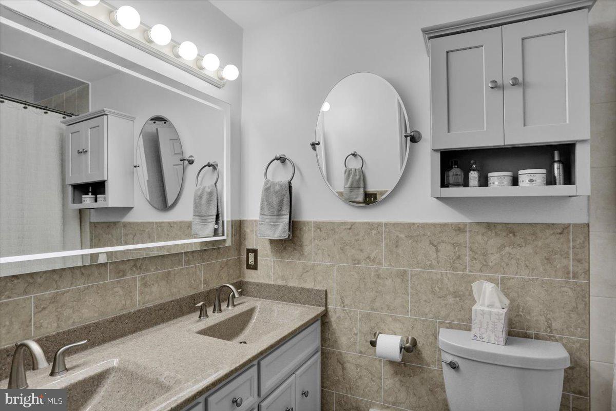 KNOLLWOOD - Residential