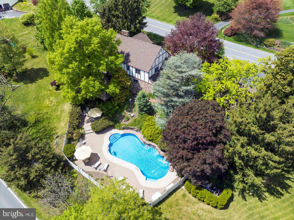 KNOLLWOOD - Residential