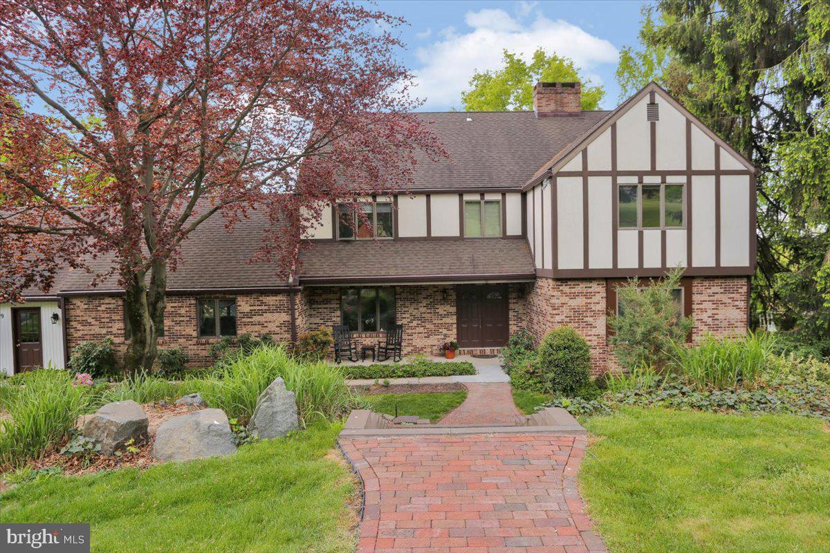 KNOLLWOOD - Residential