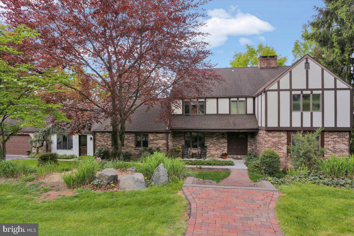 KNOLLWOOD - Residential