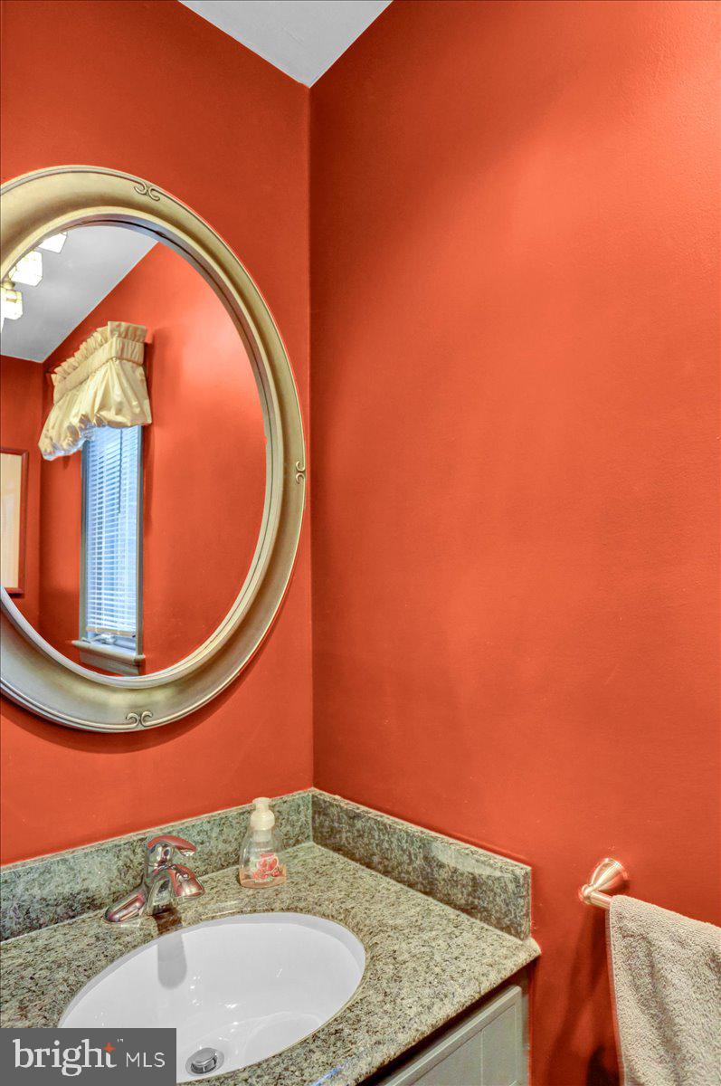 KNOLLWOOD - Residential