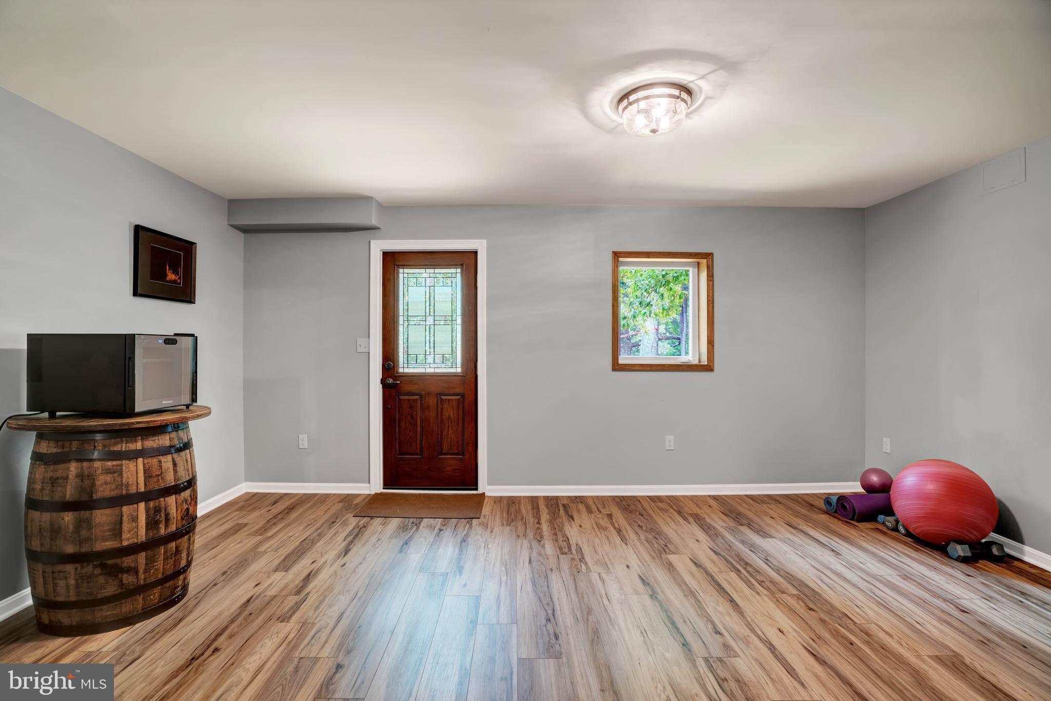 WATERFALL VILLAGE - Residential