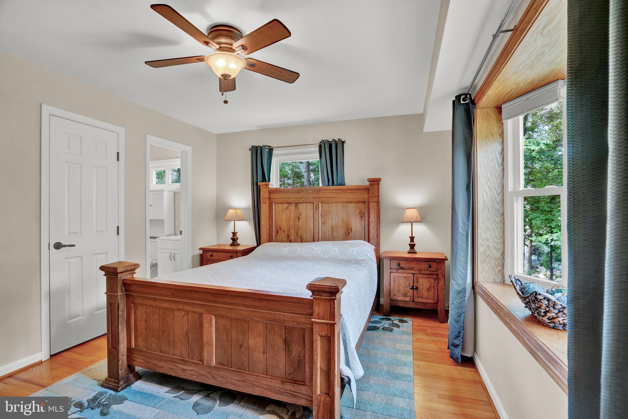 WATERFALL VILLAGE - Residential