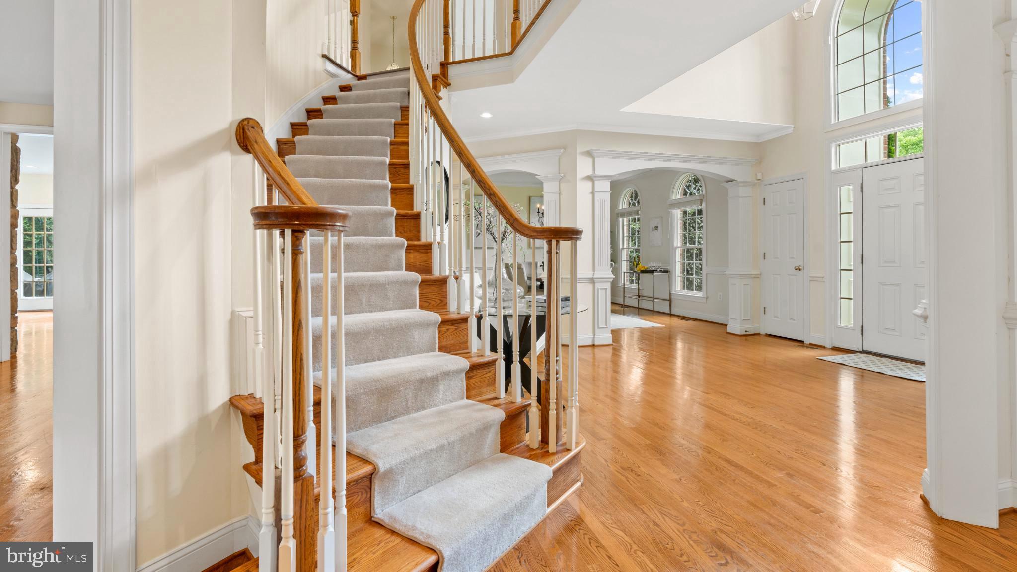 SHELTER LAKES - Residential