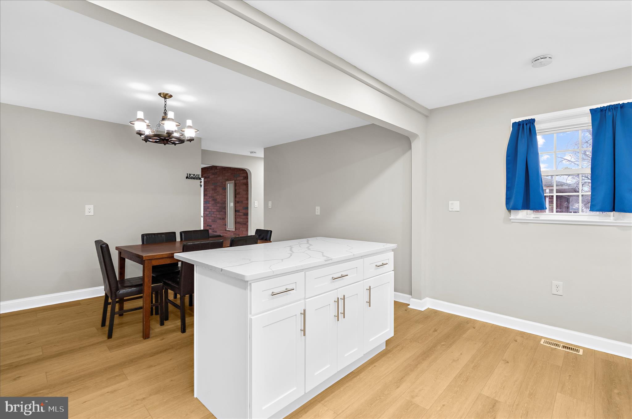 ROSEDALE - Residential