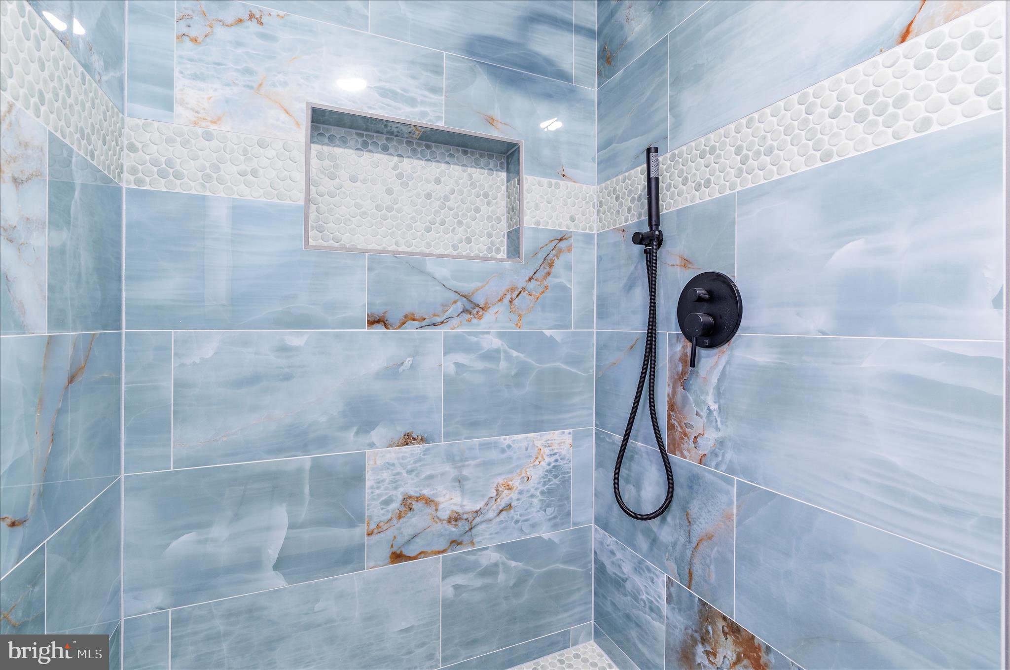 ROSEDALE - Residential