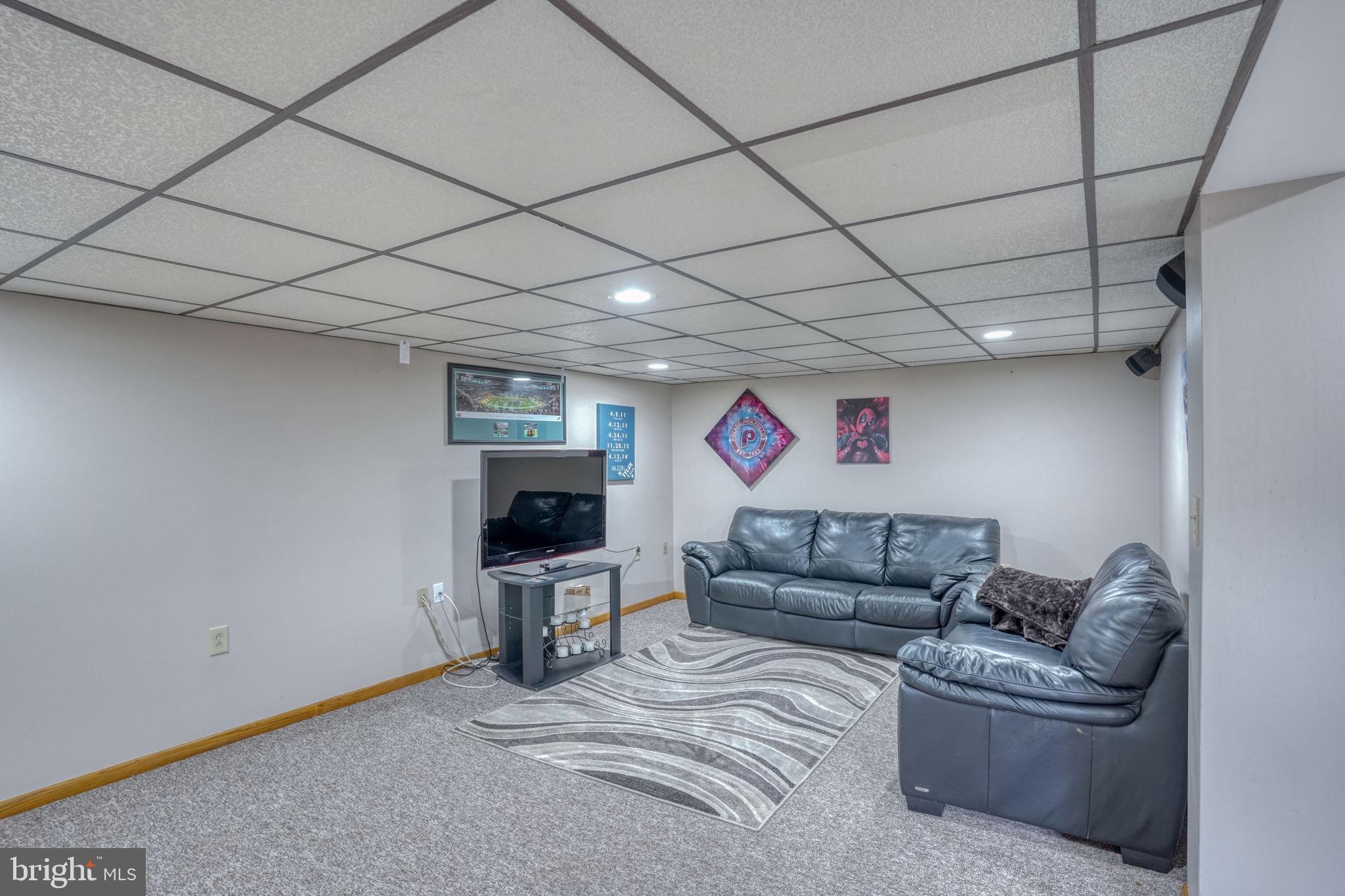 CHARTWELL - Residential