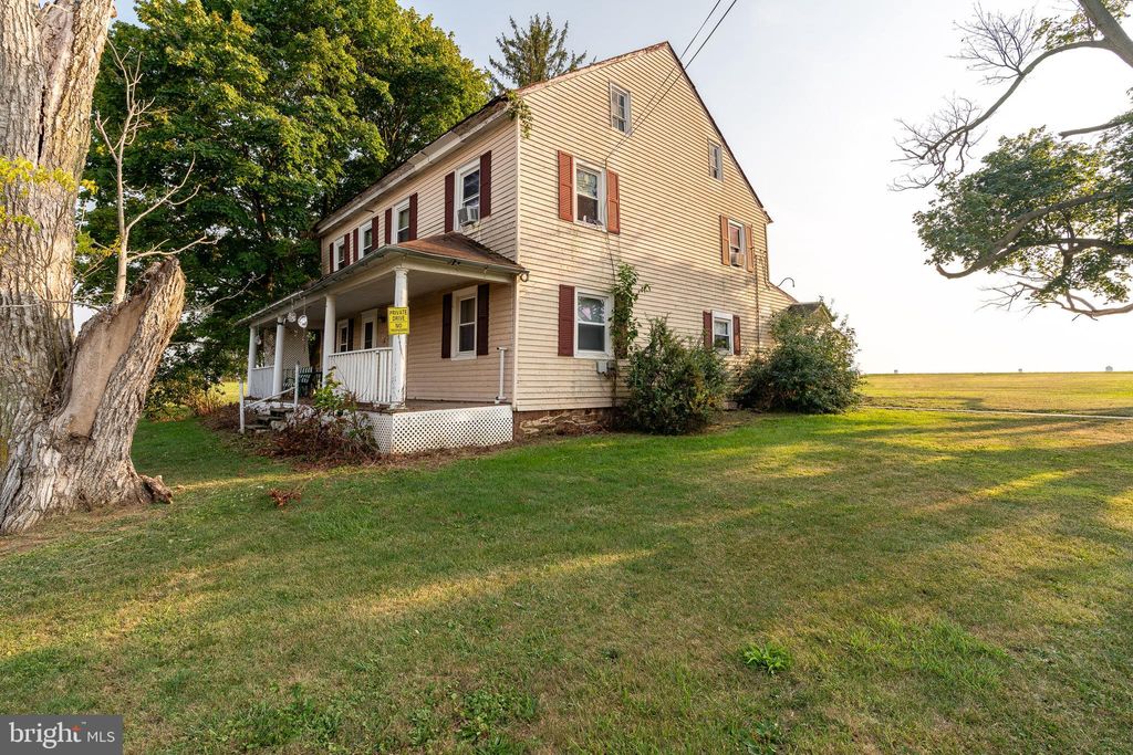 Photo of 440 N Colebrook Road, Manheim, PA 17545 (MLS # PALA2040396)