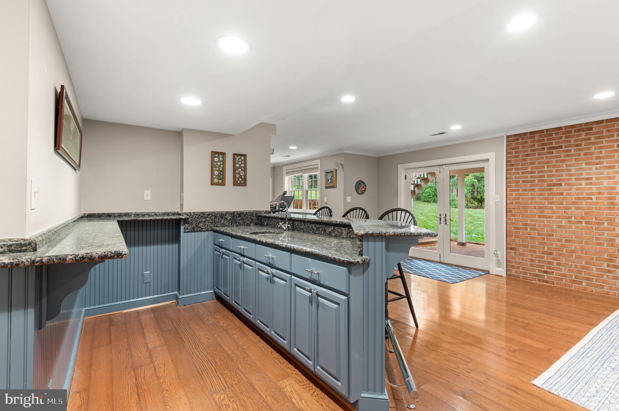 TIMBERLY - Residential