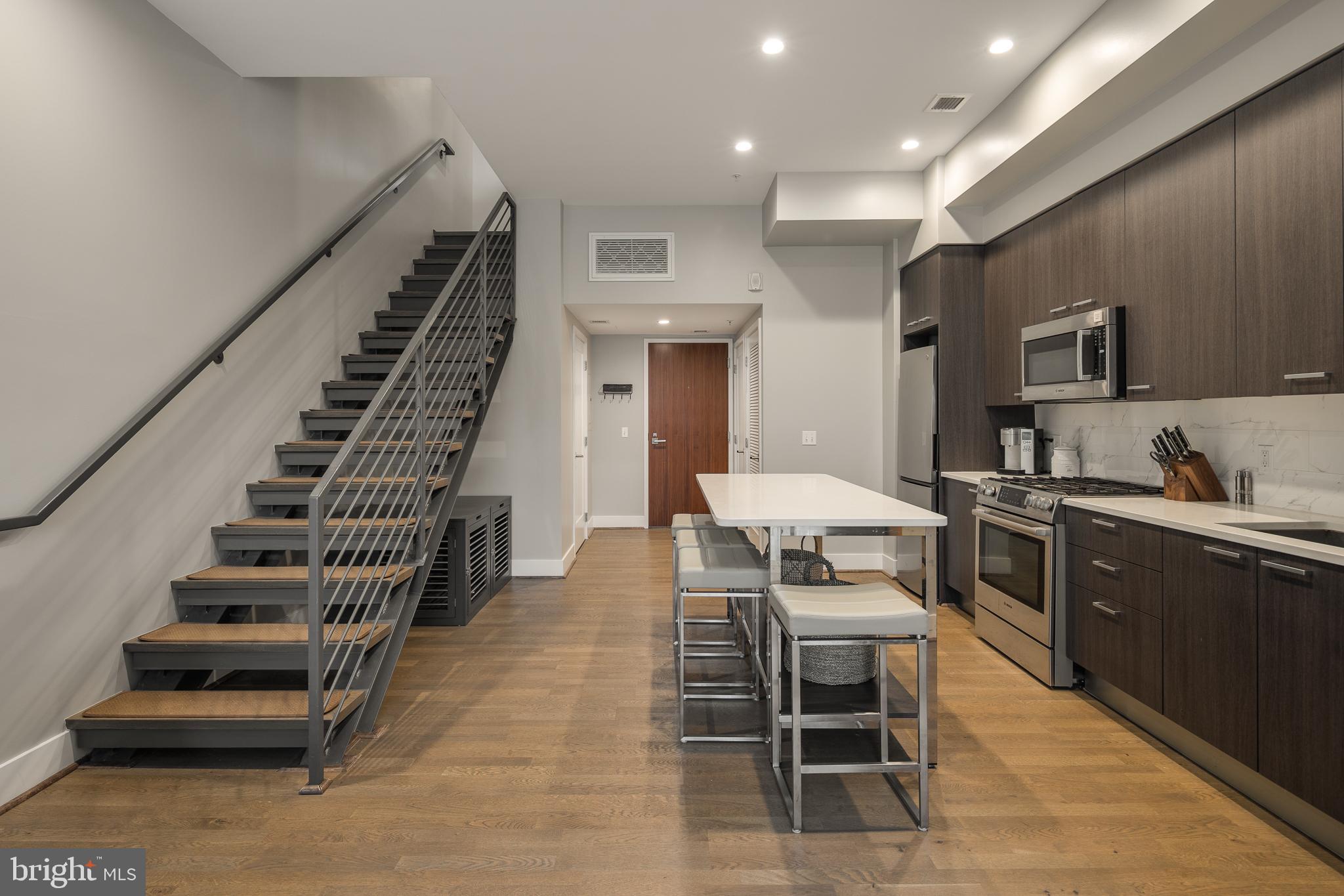 525 WATER STREET SW 404