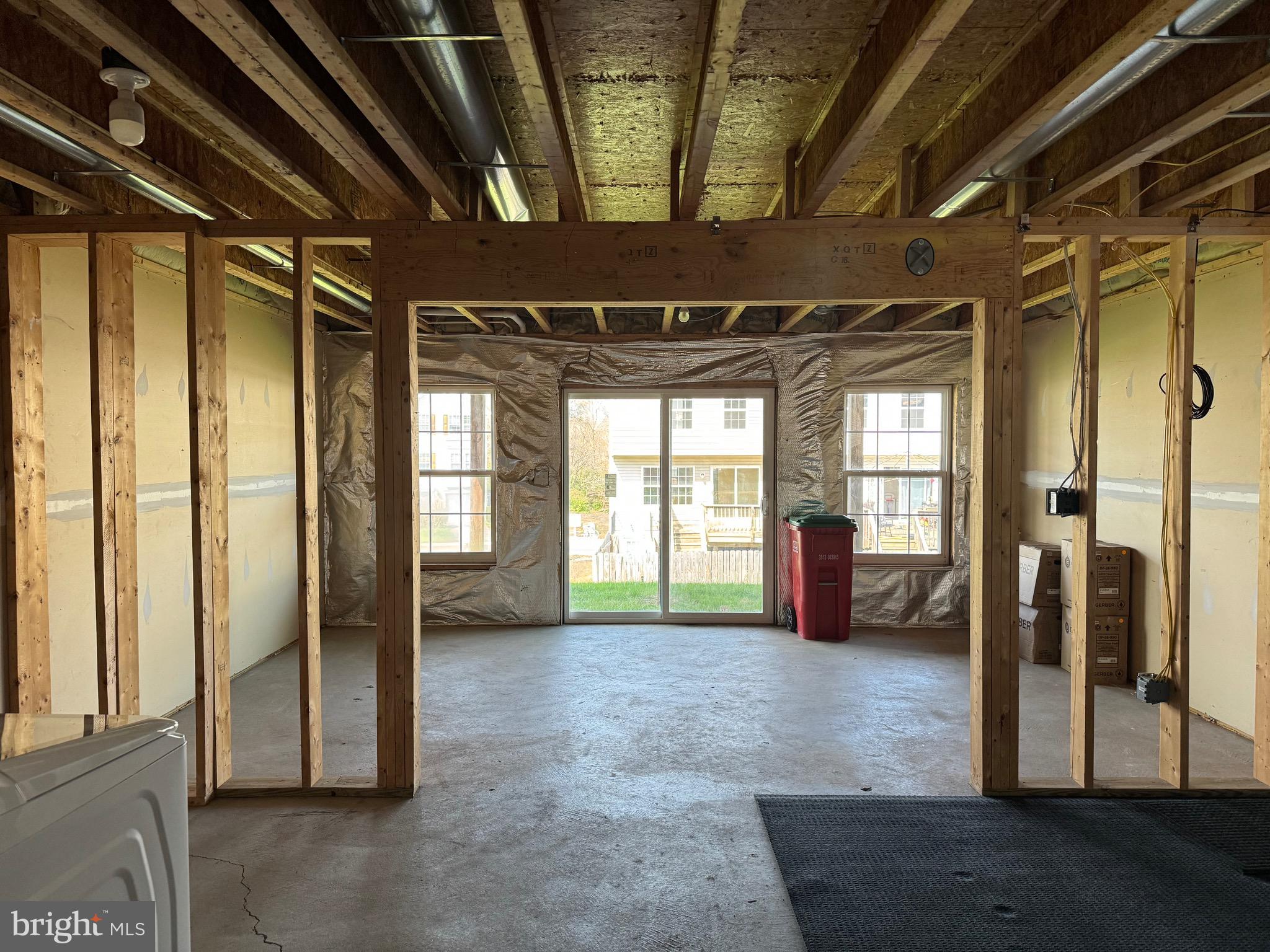 TROUT RUN - Residential Lease