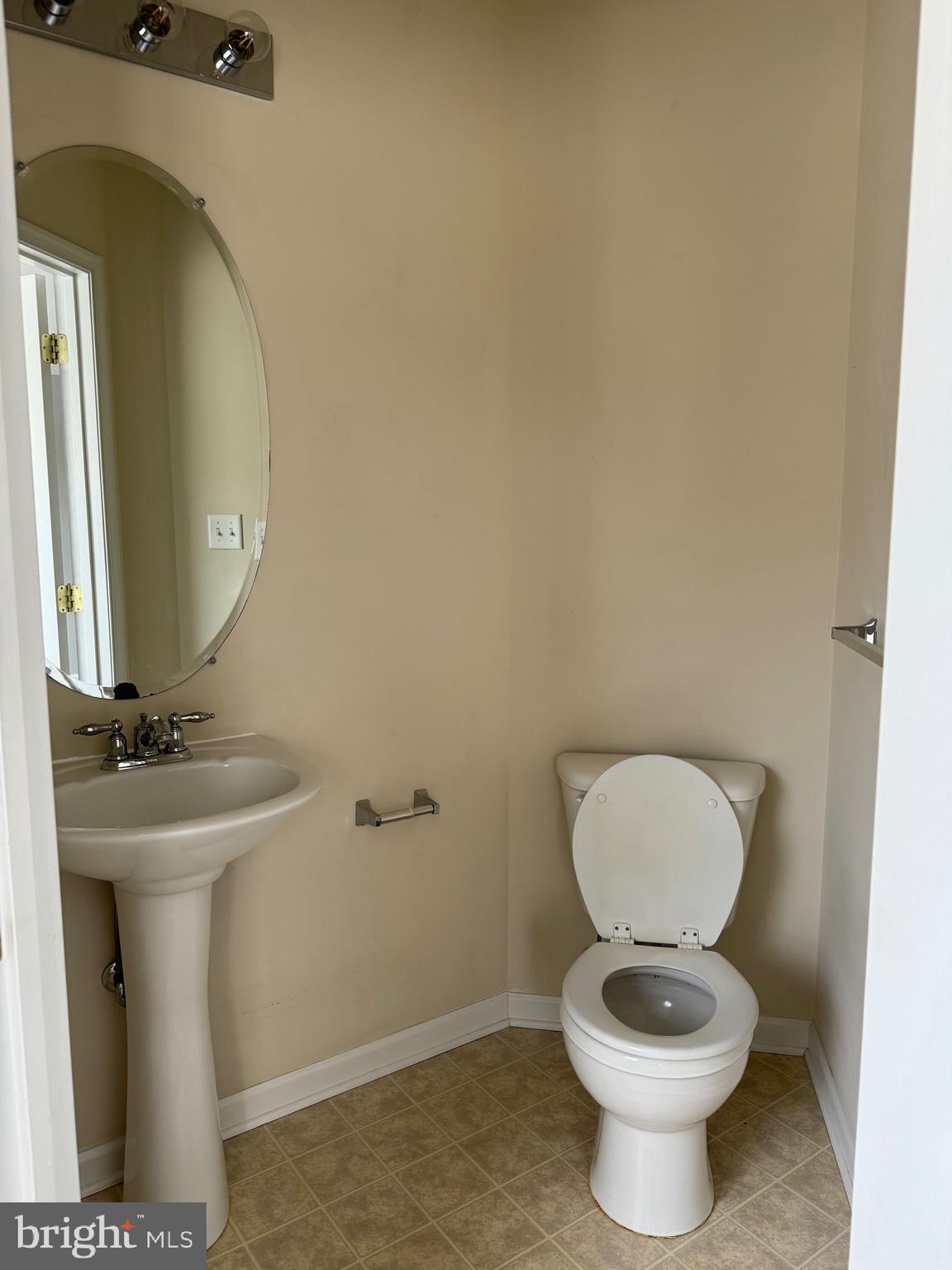 TROUT RUN - Residential Lease