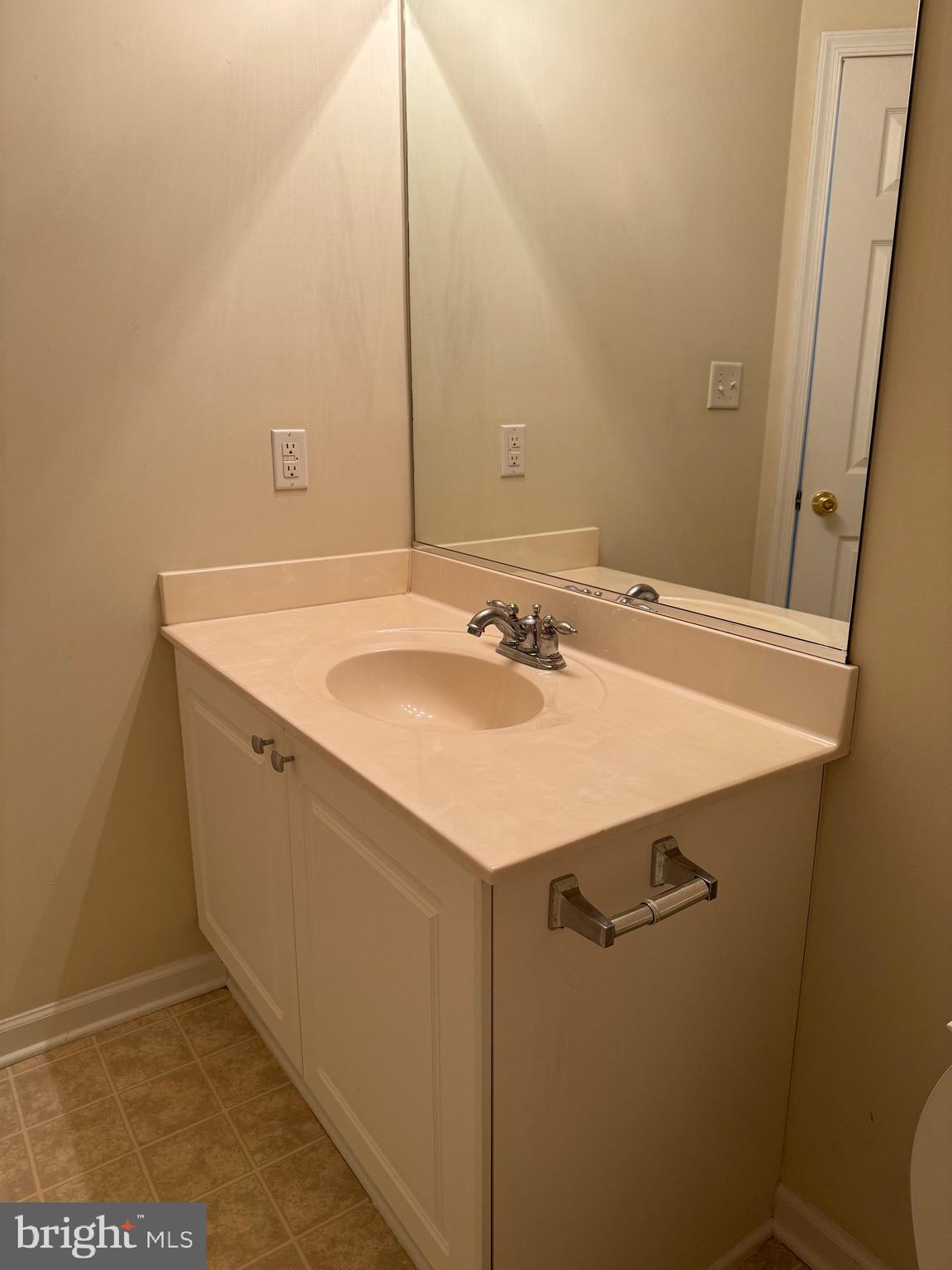 TROUT RUN - Residential Lease