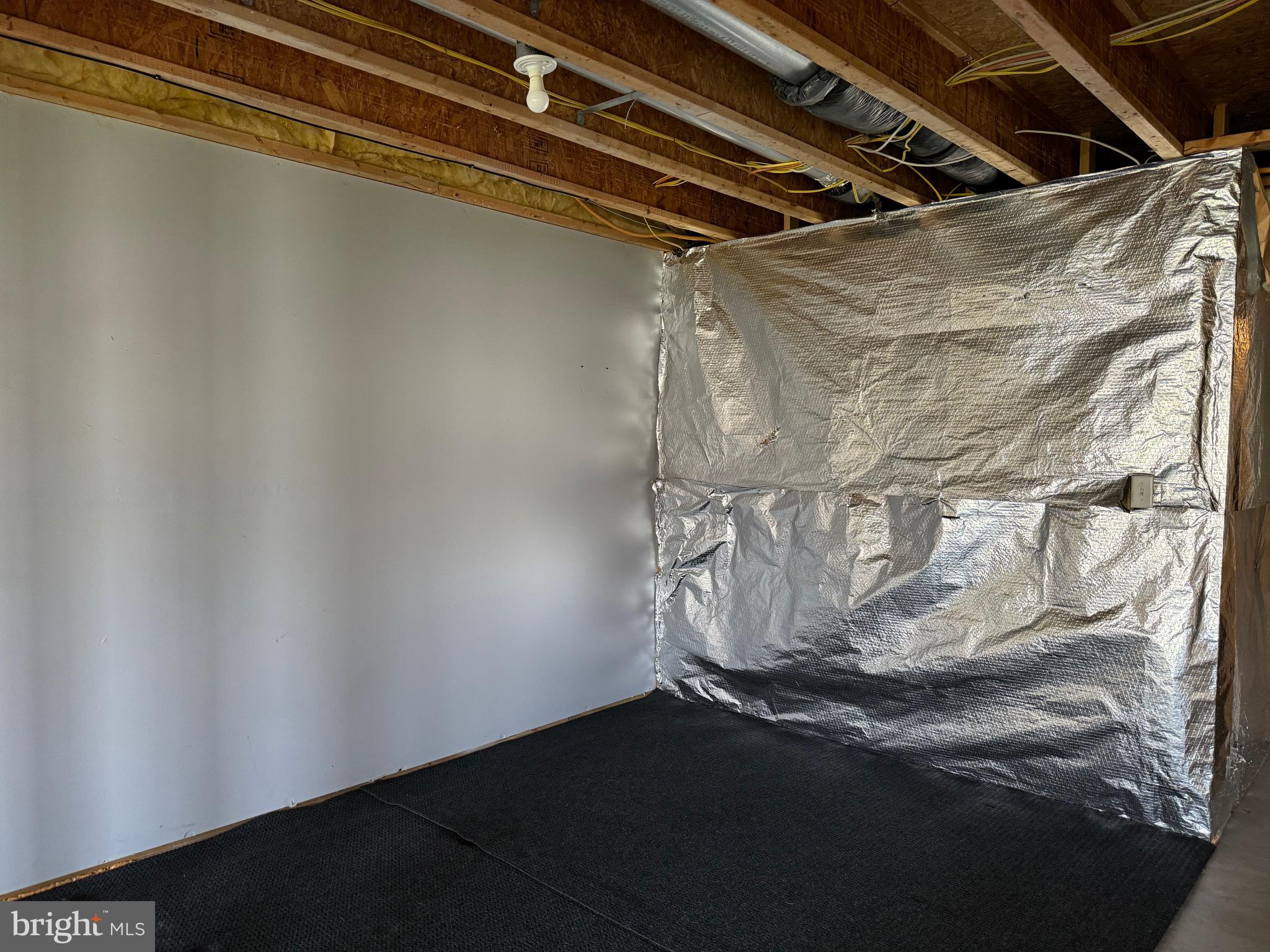 TROUT RUN - Residential Lease