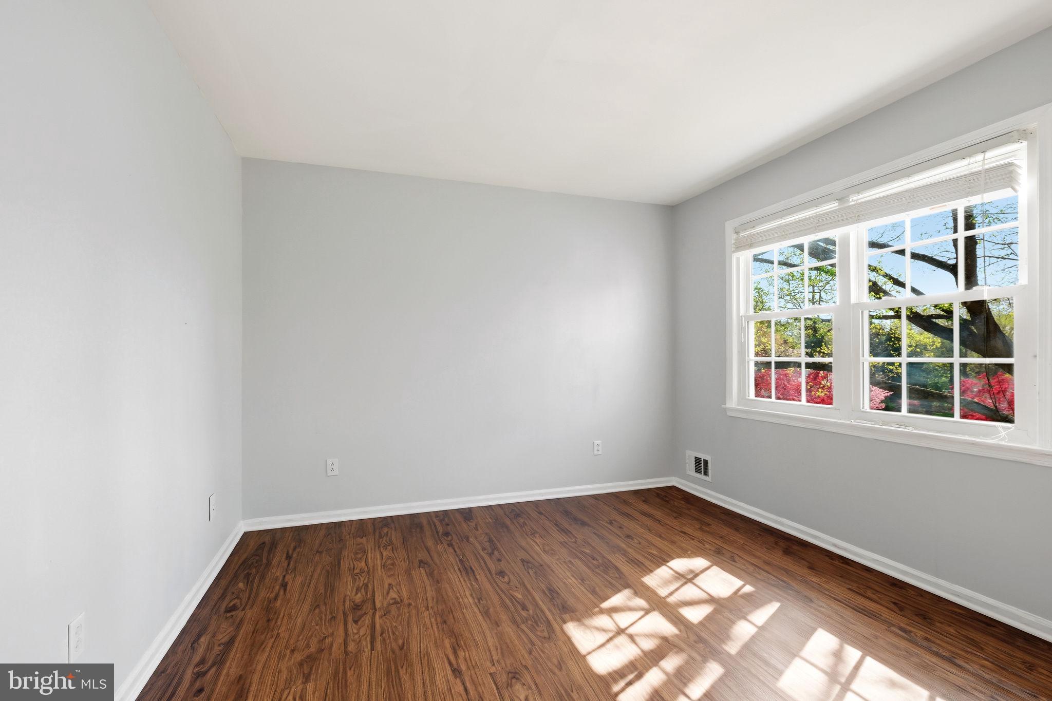 WESTLEIGH - Residential