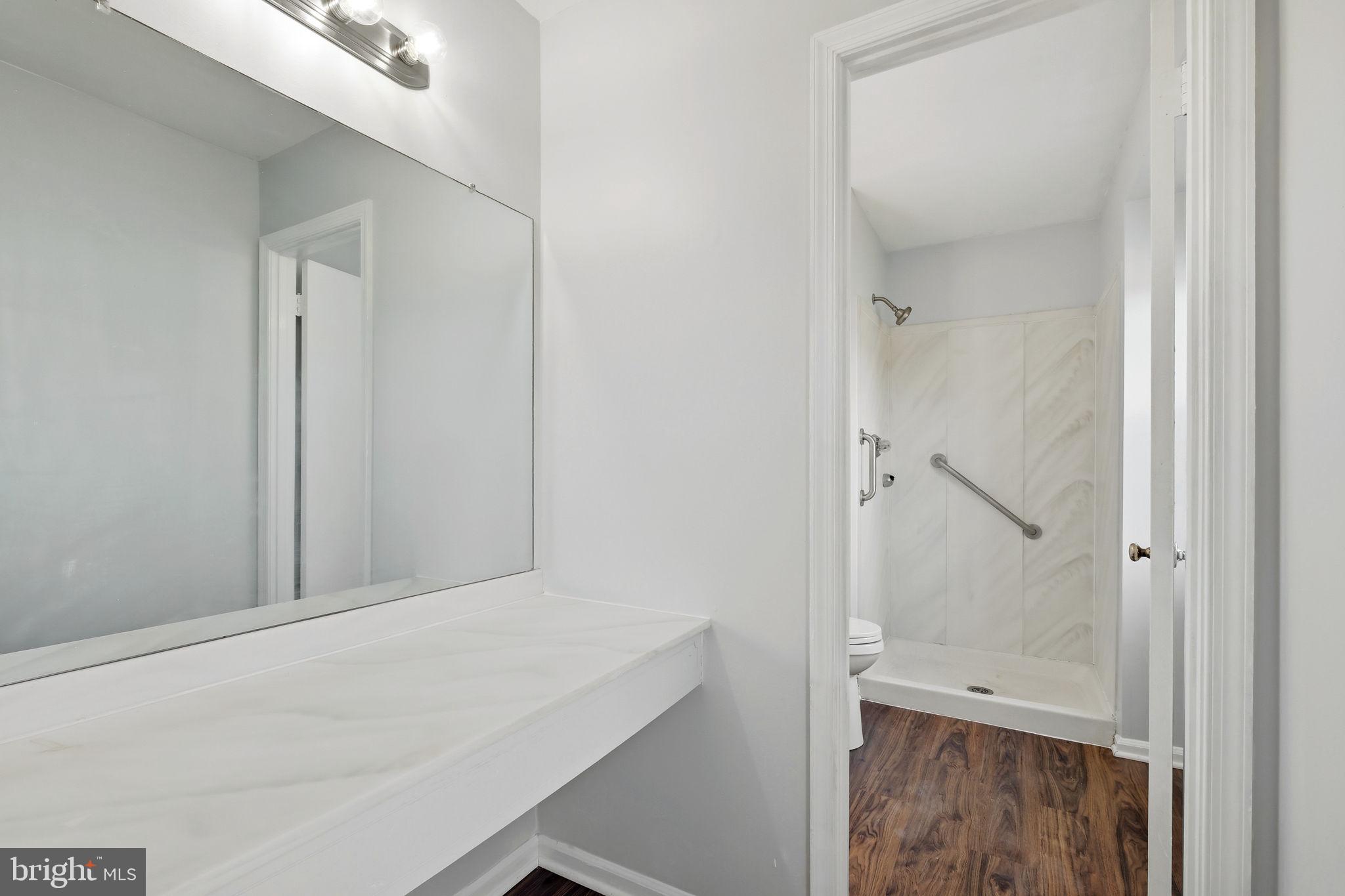 WESTLEIGH - Residential