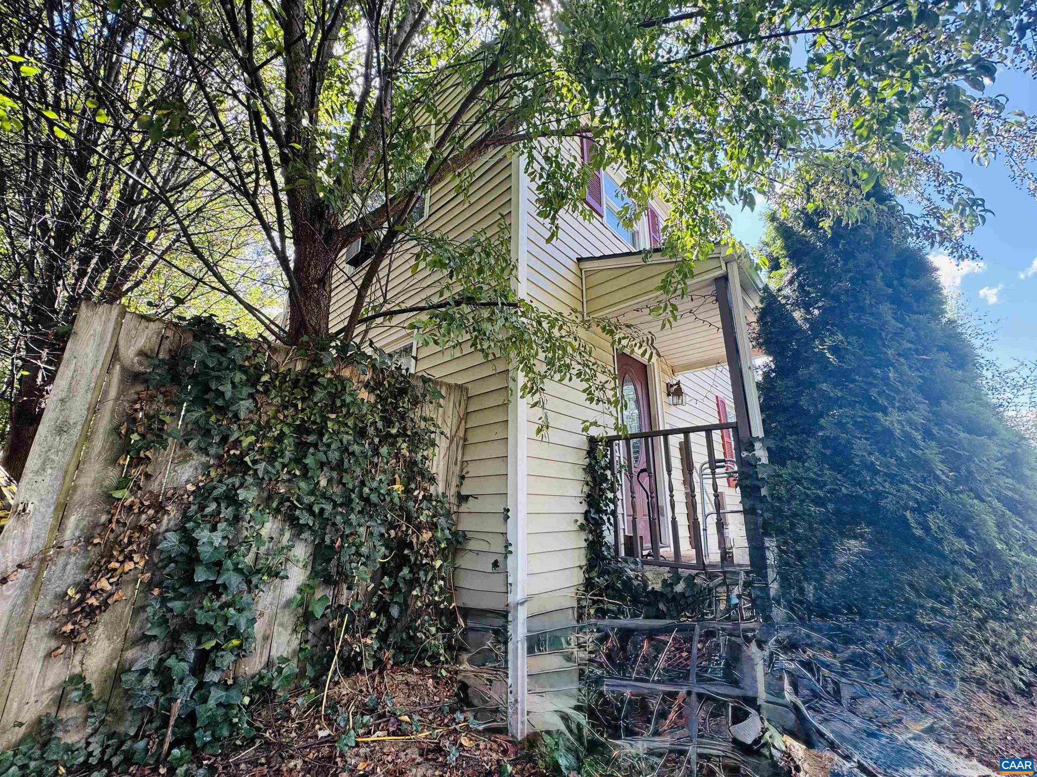 222 JAMES AVE